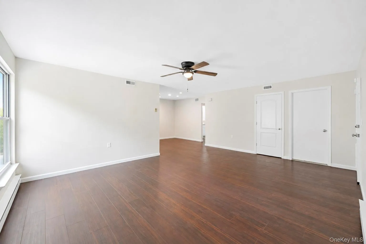 232 Belfast Lane, Brookhaven, NY, 2 Bedrooms Bedrooms, 5 Rooms Rooms,2 BathroomsBathrooms,Residential,For Rent,Belfast,0,1043139 232 Belfast Lane, Brookhaven, NY, 2 Bedrooms Bedrooms, 5 Rooms Rooms,2 BathroomsBathrooms,Residential,For Rent,Belfast,0,1043139