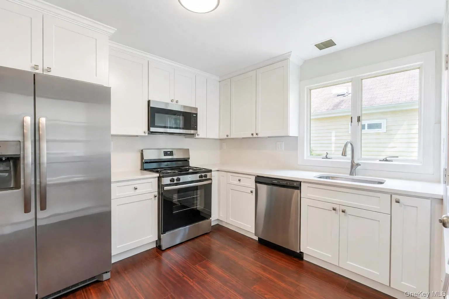 232 Belfast Lane, Brookhaven, NY, 2 Bedrooms Bedrooms, 5 Rooms Rooms,2 BathroomsBathrooms,Residential,For Rent,Belfast,0,1043139 232 Belfast Lane, Brookhaven, NY, 2 Bedrooms Bedrooms, 5 Rooms Rooms,2 BathroomsBathrooms,Residential,For Rent,Belfast,0,1043139