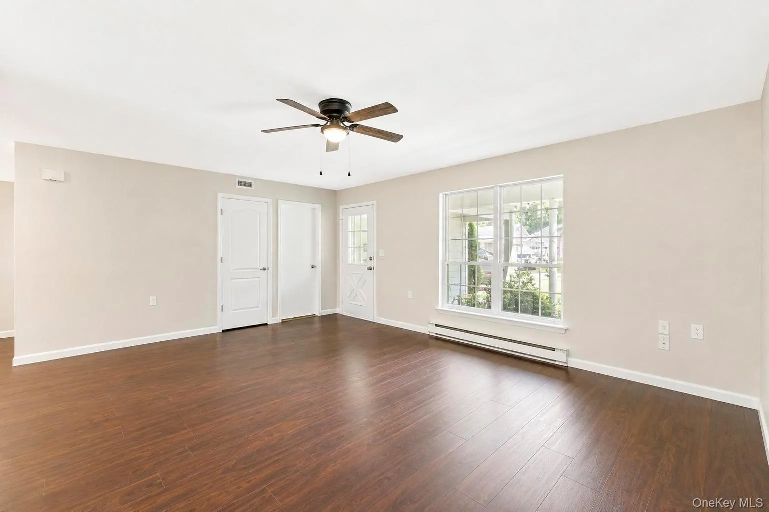 232 Belfast Lane, Brookhaven, NY, 2 Bedrooms Bedrooms, 5 Rooms Rooms,2 BathroomsBathrooms,Residential,For Rent,Belfast,0,1043139 232 Belfast Lane, Brookhaven, NY, 2 Bedrooms Bedrooms, 5 Rooms Rooms,2 BathroomsBathrooms,Residential,For Rent,Belfast,0,1043139