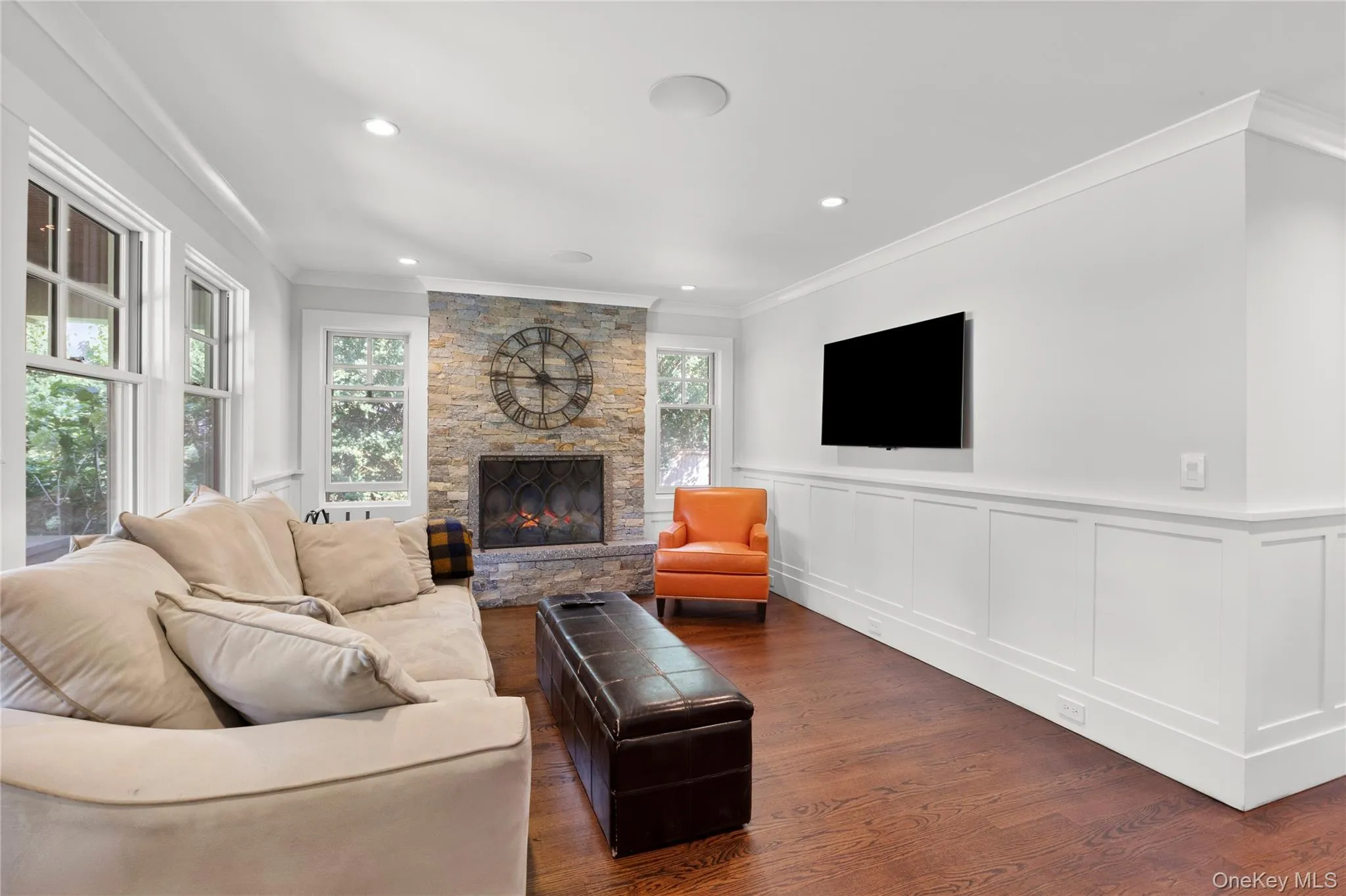 18 Green Meadow Lane, Huntington, NY, 5 Bedrooms Bedrooms, 9 Rooms Rooms,3 BathroomsBathrooms,Residential,For Rent,Green Meadow,0,1043143 18 Green Meadow Lane, Huntington, NY, 5 Bedrooms Bedrooms, 9 Rooms Rooms,3 BathroomsBathrooms,Residential,For Rent,Green Meadow,0,1043143