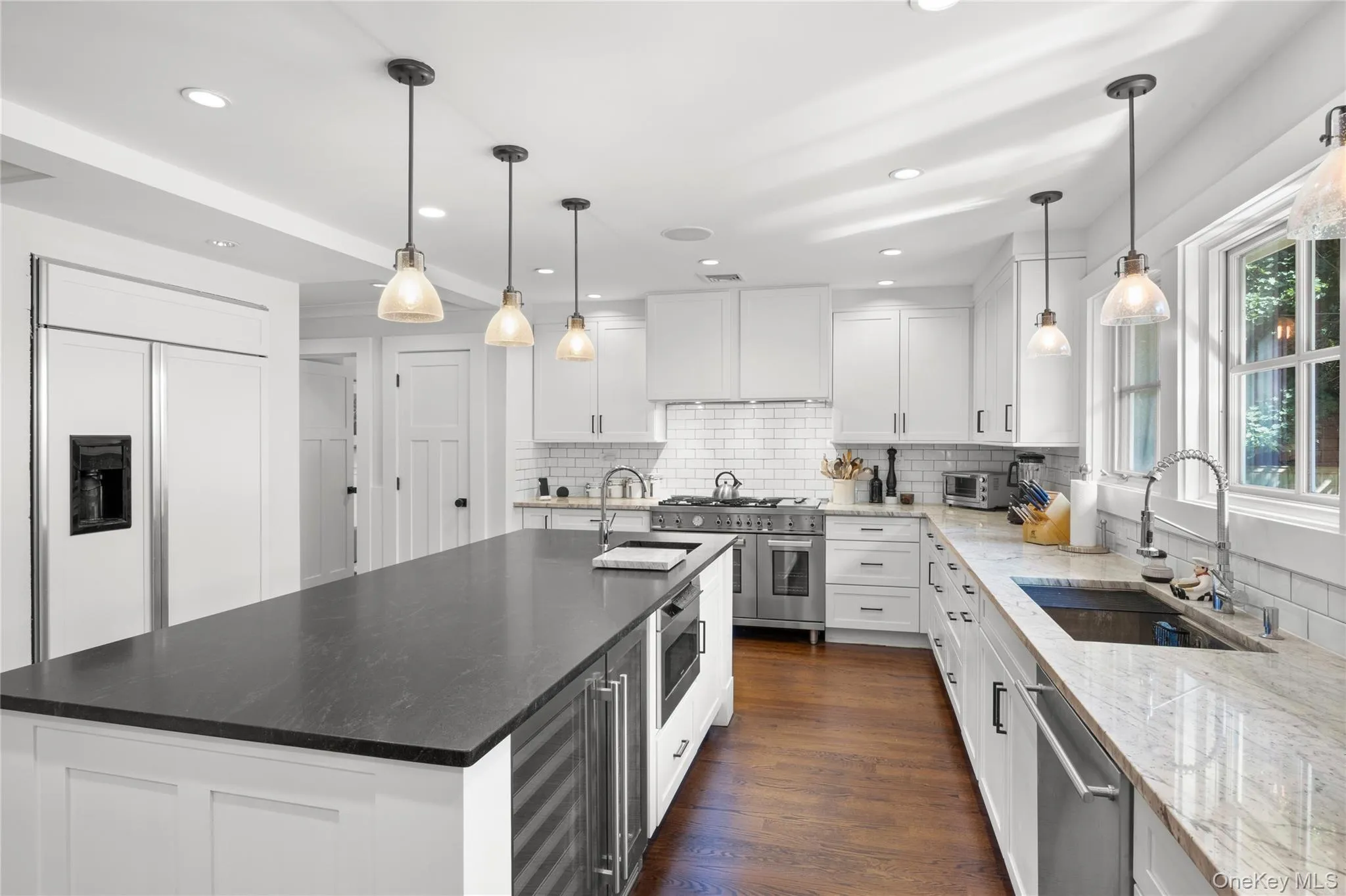 18 Green Meadow Lane, Huntington, NY, 5 Bedrooms Bedrooms, 9 Rooms Rooms,3 BathroomsBathrooms,Residential,For Rent,Green Meadow,0,1043143 18 Green Meadow Lane, Huntington, NY, 5 Bedrooms Bedrooms, 9 Rooms Rooms,3 BathroomsBathrooms,Residential,For Rent,Green Meadow,0,1043143