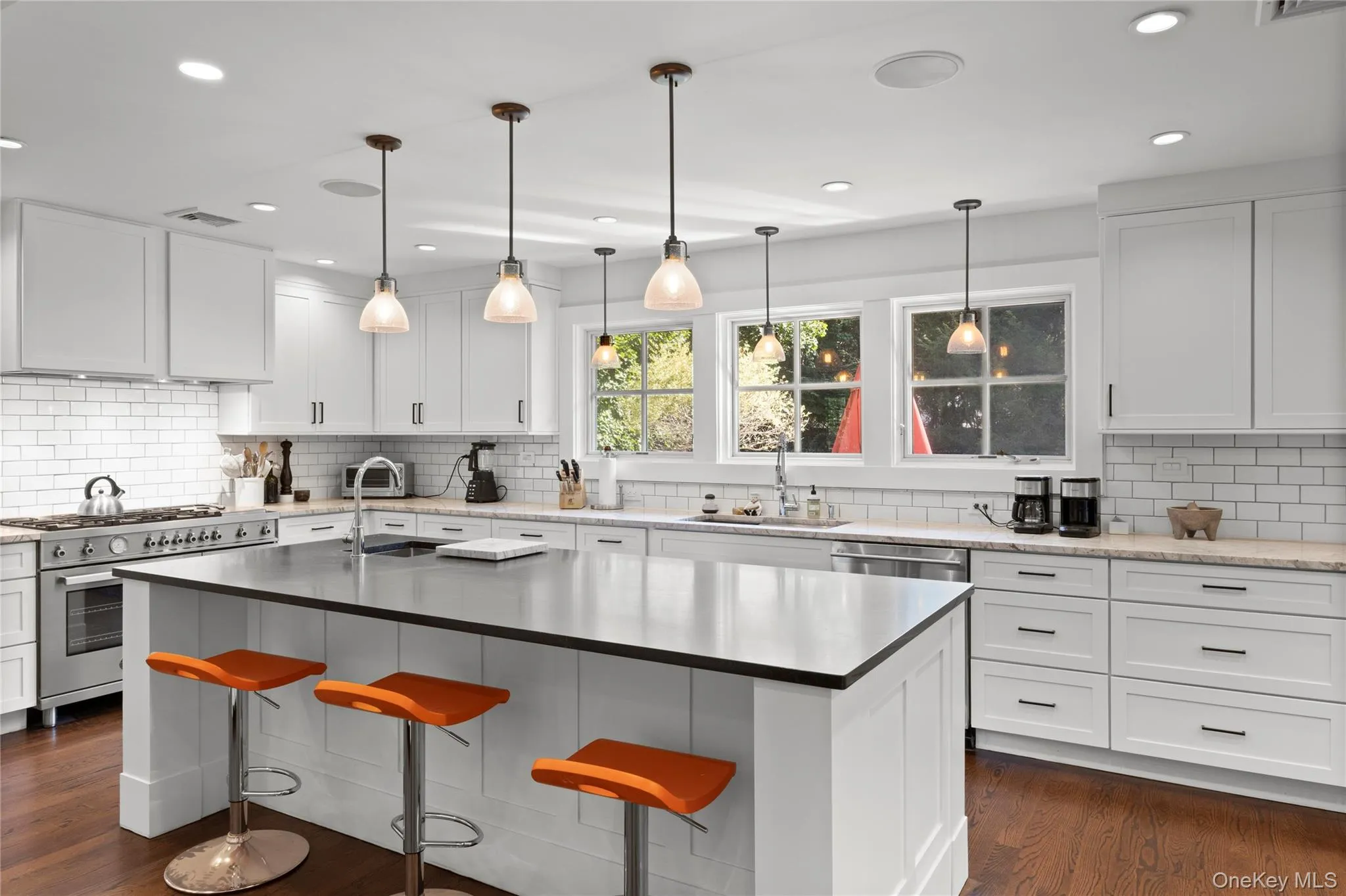 18 Green Meadow Lane, Huntington, NY, 5 Bedrooms Bedrooms, 9 Rooms Rooms,3 BathroomsBathrooms,Residential,For Rent,Green Meadow,0,1043143 18 Green Meadow Lane, Huntington, NY, 5 Bedrooms Bedrooms, 9 Rooms Rooms,3 BathroomsBathrooms,Residential,For Rent,Green Meadow,0,1043143