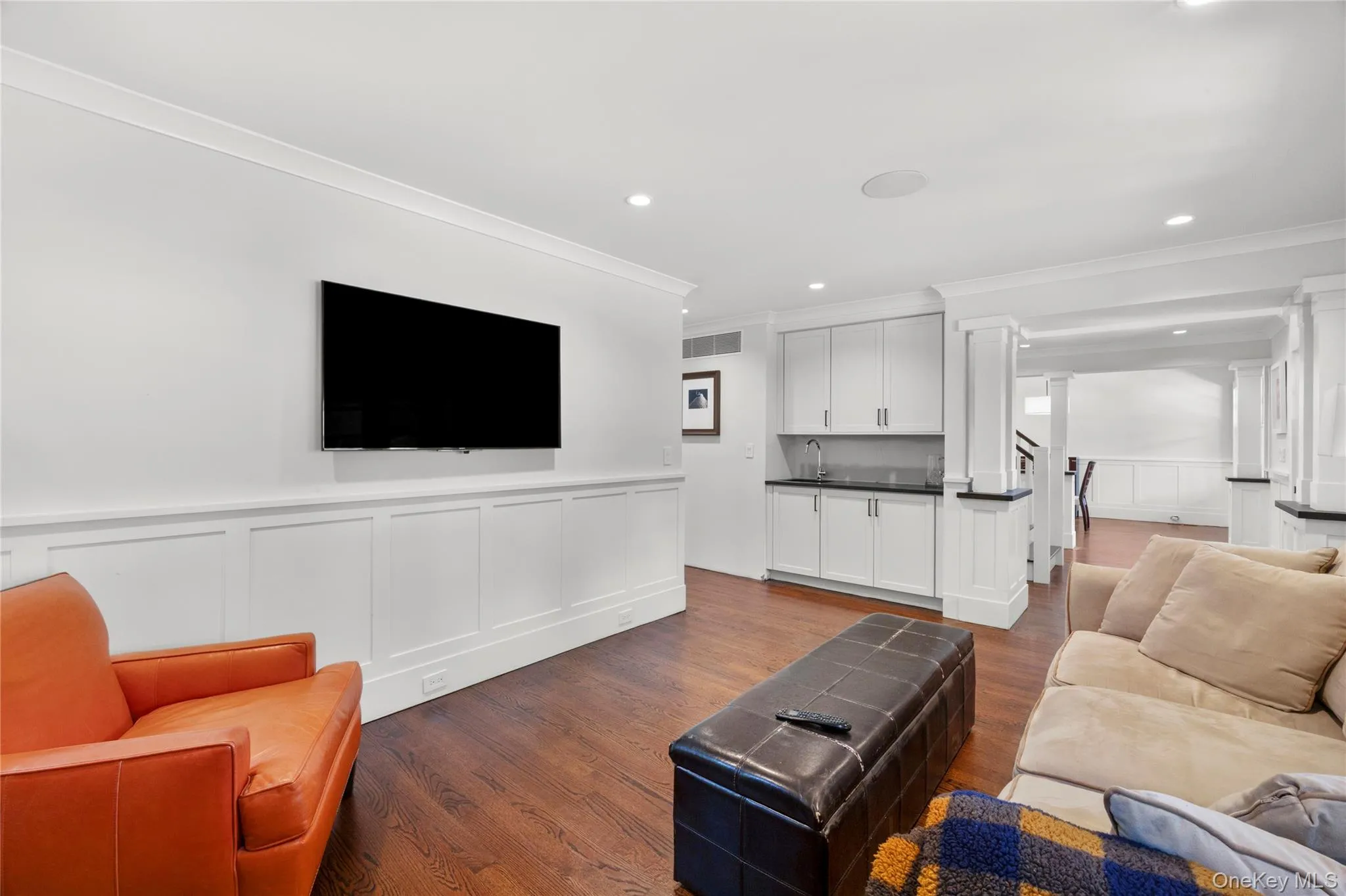 18 Green Meadow Lane, Huntington, NY, 5 Bedrooms Bedrooms, 9 Rooms Rooms,3 BathroomsBathrooms,Residential,For Rent,Green Meadow,0,1043143 18 Green Meadow Lane, Huntington, NY, 5 Bedrooms Bedrooms, 9 Rooms Rooms,3 BathroomsBathrooms,Residential,For Rent,Green Meadow,0,1043143