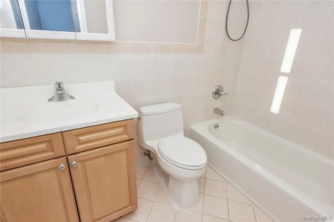 29 Orchard Street, Eastchester, NY, 2 Bedrooms Bedrooms, 5 Rooms Rooms,2 BathroomsBathrooms,Residential Lease,For Rent,Orchard,0,1043145 29 Orchard Street, Eastchester, NY, 2 Bedrooms Bedrooms, 5 Rooms Rooms,2 BathroomsBathrooms,Residential Lease,For Rent,Orchard,0,1043145