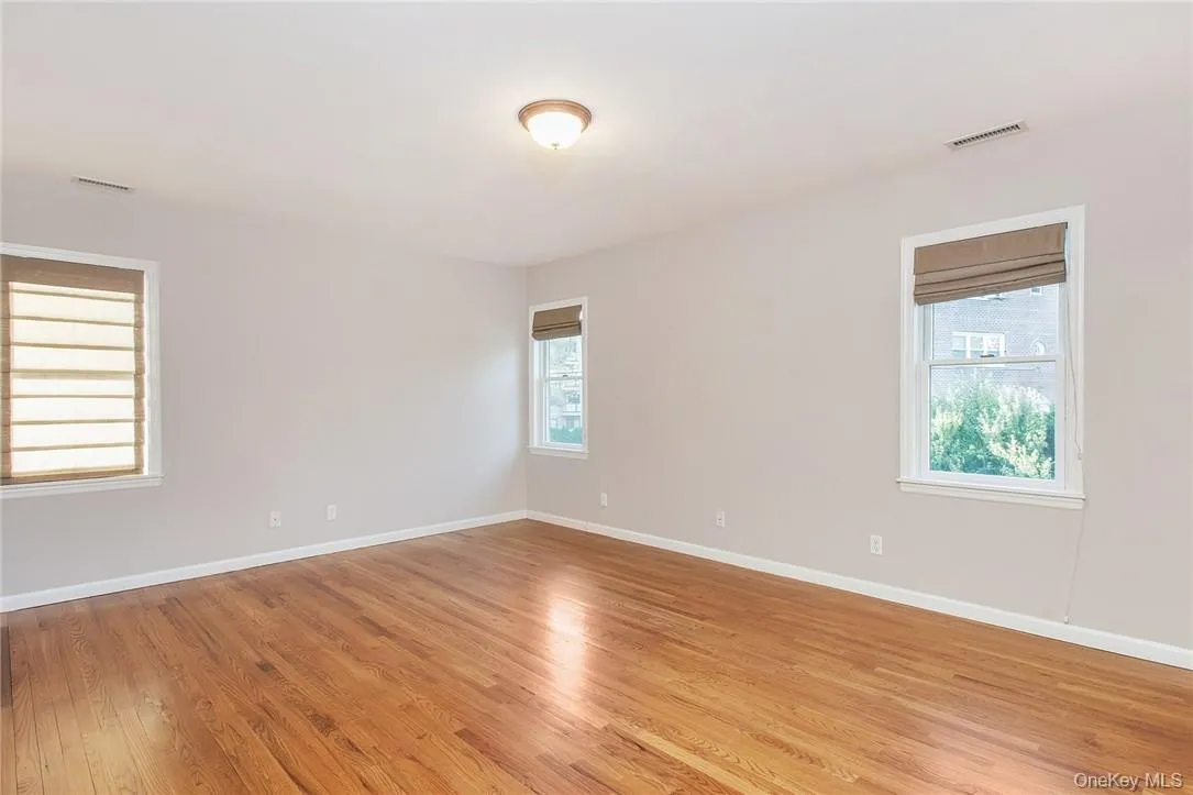 29 Orchard Street, Eastchester, NY, 2 Bedrooms Bedrooms, 5 Rooms Rooms,2 BathroomsBathrooms,Residential Lease,For Rent,Orchard,0,1043145 29 Orchard Street, Eastchester, NY, 2 Bedrooms Bedrooms, 5 Rooms Rooms,2 BathroomsBathrooms,Residential Lease,For Rent,Orchard,0,1043145