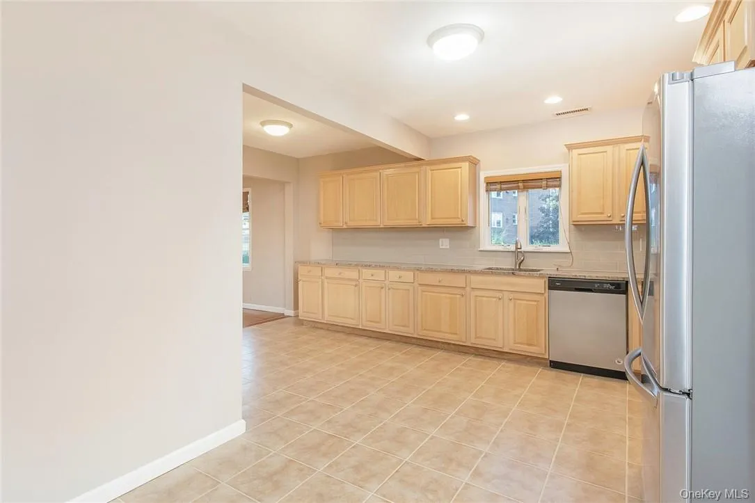 29 Orchard Street, Eastchester, NY, 2 Bedrooms Bedrooms, 5 Rooms Rooms,2 BathroomsBathrooms,Residential Lease,For Rent,Orchard,0,1043145 29 Orchard Street, Eastchester, NY, 2 Bedrooms Bedrooms, 5 Rooms Rooms,2 BathroomsBathrooms,Residential Lease,For Rent,Orchard,0,1043145