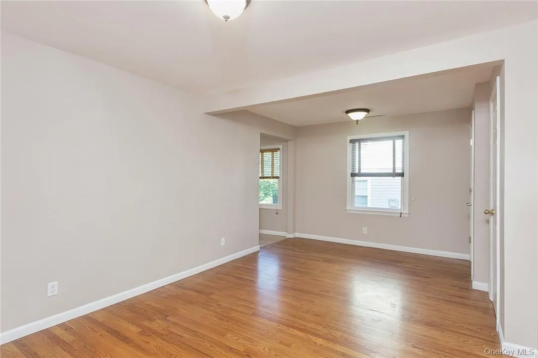 29 Orchard Street, Eastchester, NY, 2 Bedrooms Bedrooms, 5 Rooms Rooms,2 BathroomsBathrooms,Residential Lease,For Rent,Orchard,0,1043145 29 Orchard Street, Eastchester, NY, 2 Bedrooms Bedrooms, 5 Rooms Rooms,2 BathroomsBathrooms,Residential Lease,For Rent,Orchard,0,1043145