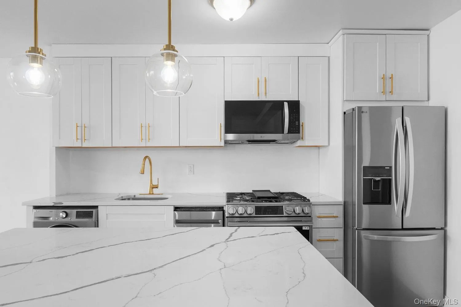 820 Boynton Avenue, New York, NY, 2 Bedrooms Bedrooms, 4 Rooms Rooms,1 BathroomBathrooms,Residential,For Rent,Boynton,0,1043147 820 Boynton Avenue, New York, NY, 2 Bedrooms Bedrooms, 4 Rooms Rooms,1 BathroomBathrooms,Residential,For Rent,Boynton,0,1043147