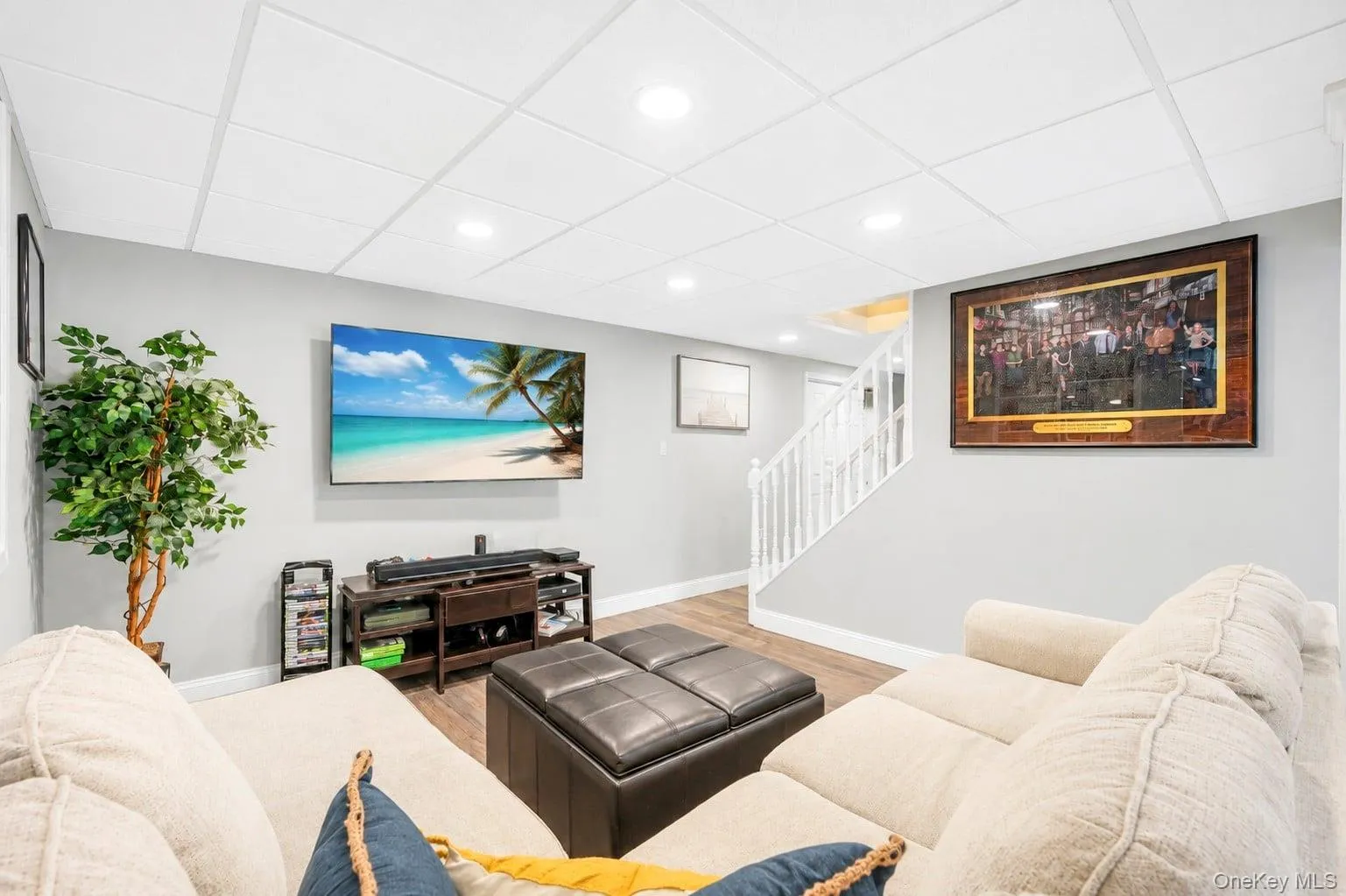 48 Foxboro Avenue, Brookhaven, NY, 4 Bedrooms Bedrooms, 8 Rooms Rooms,3 BathroomsBathrooms,Residential,For Rent,Foxboro,0,1043148 48 Foxboro Avenue, Brookhaven, NY, 4 Bedrooms Bedrooms, 8 Rooms Rooms,3 BathroomsBathrooms,Residential,For Rent,Foxboro,0,1043148