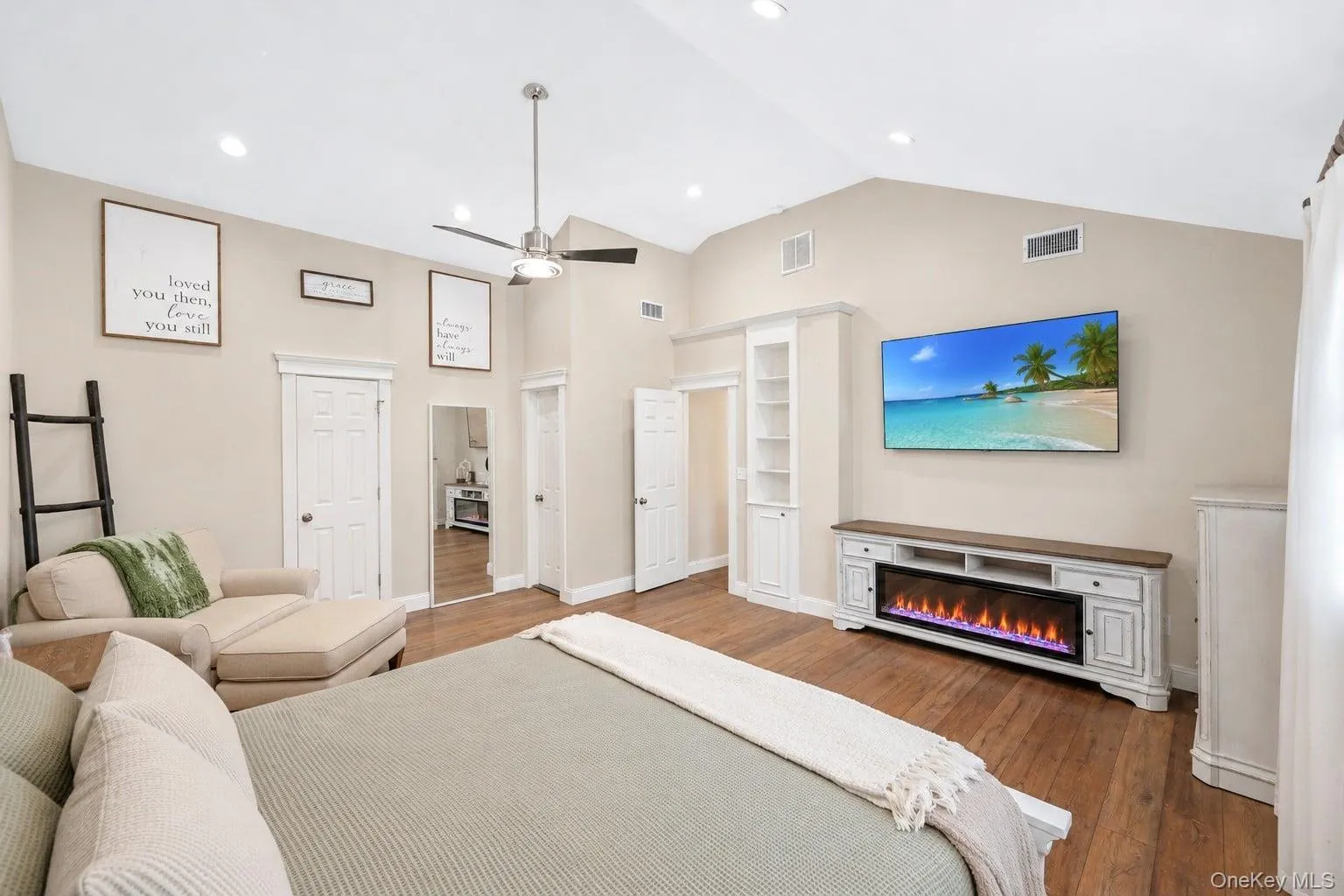 48 Foxboro Avenue, Brookhaven, NY, 4 Bedrooms Bedrooms, 8 Rooms Rooms,3 BathroomsBathrooms,Residential,For Rent,Foxboro,0,1043148 48 Foxboro Avenue, Brookhaven, NY, 4 Bedrooms Bedrooms, 8 Rooms Rooms,3 BathroomsBathrooms,Residential,For Rent,Foxboro,0,1043148