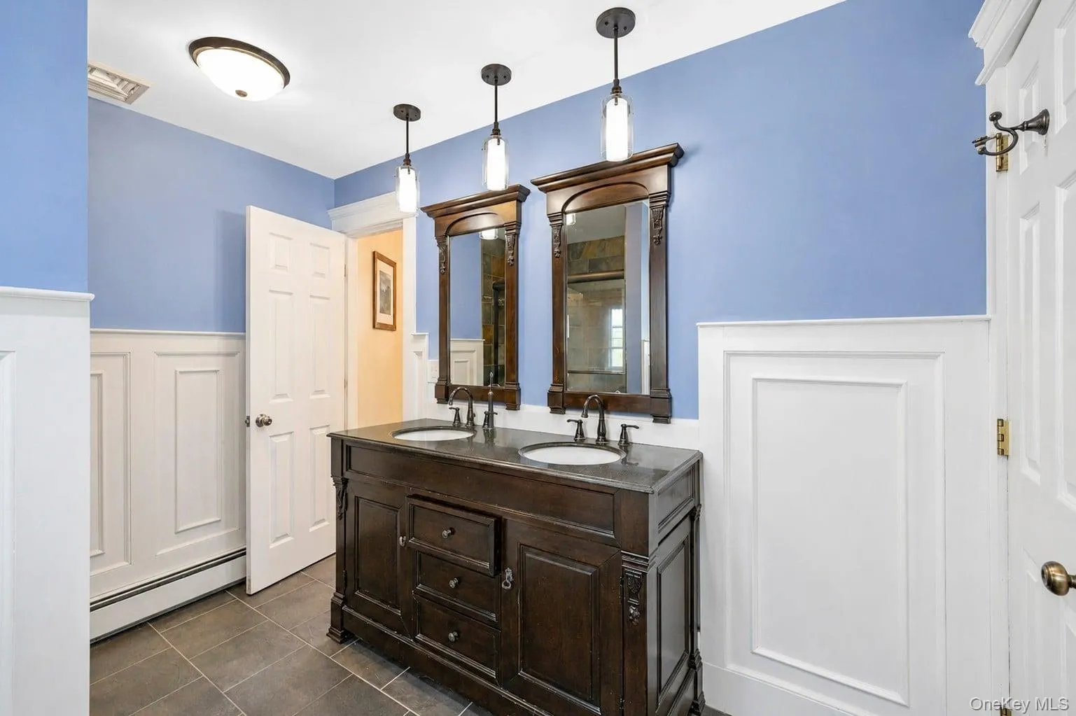 48 Foxboro Avenue, Brookhaven, NY, 4 Bedrooms Bedrooms, 8 Rooms Rooms,3 BathroomsBathrooms,Residential,For Rent,Foxboro,0,1043148 48 Foxboro Avenue, Brookhaven, NY, 4 Bedrooms Bedrooms, 8 Rooms Rooms,3 BathroomsBathrooms,Residential,For Rent,Foxboro,0,1043148