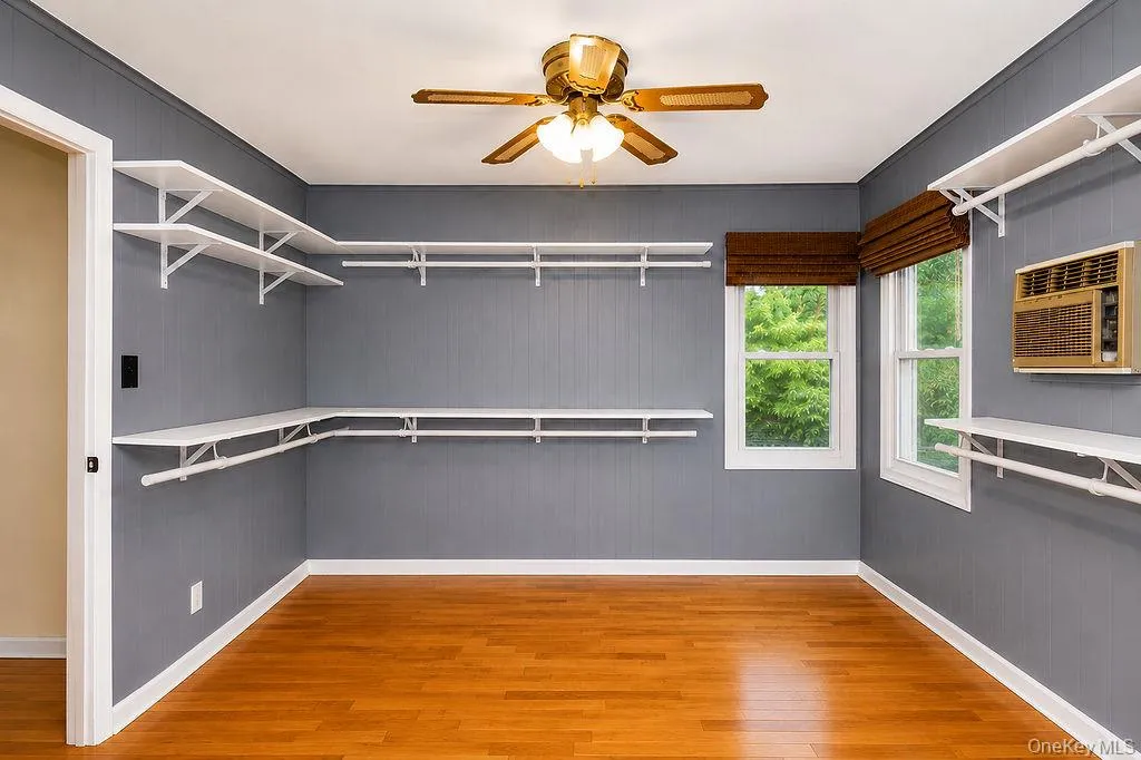 44 Sunset Avenue, Oyster Bay, NY, 5 Bedrooms Bedrooms, 8 Rooms Rooms,2 BathroomsBathrooms,Residential,For Rent,Sunset,0,1043151 44 Sunset Avenue, Oyster Bay, NY, 5 Bedrooms Bedrooms, 8 Rooms Rooms,2 BathroomsBathrooms,Residential,For Rent,Sunset,0,1043151