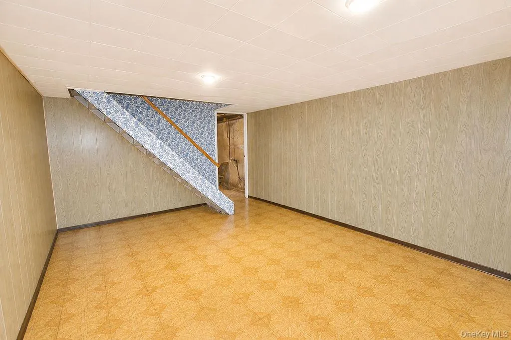 44 Sunset Avenue, Oyster Bay, NY, 5 Bedrooms Bedrooms, 8 Rooms Rooms,2 BathroomsBathrooms,Residential,For Rent,Sunset,0,1043151 44 Sunset Avenue, Oyster Bay, NY, 5 Bedrooms Bedrooms, 8 Rooms Rooms,2 BathroomsBathrooms,Residential,For Rent,Sunset,0,1043151