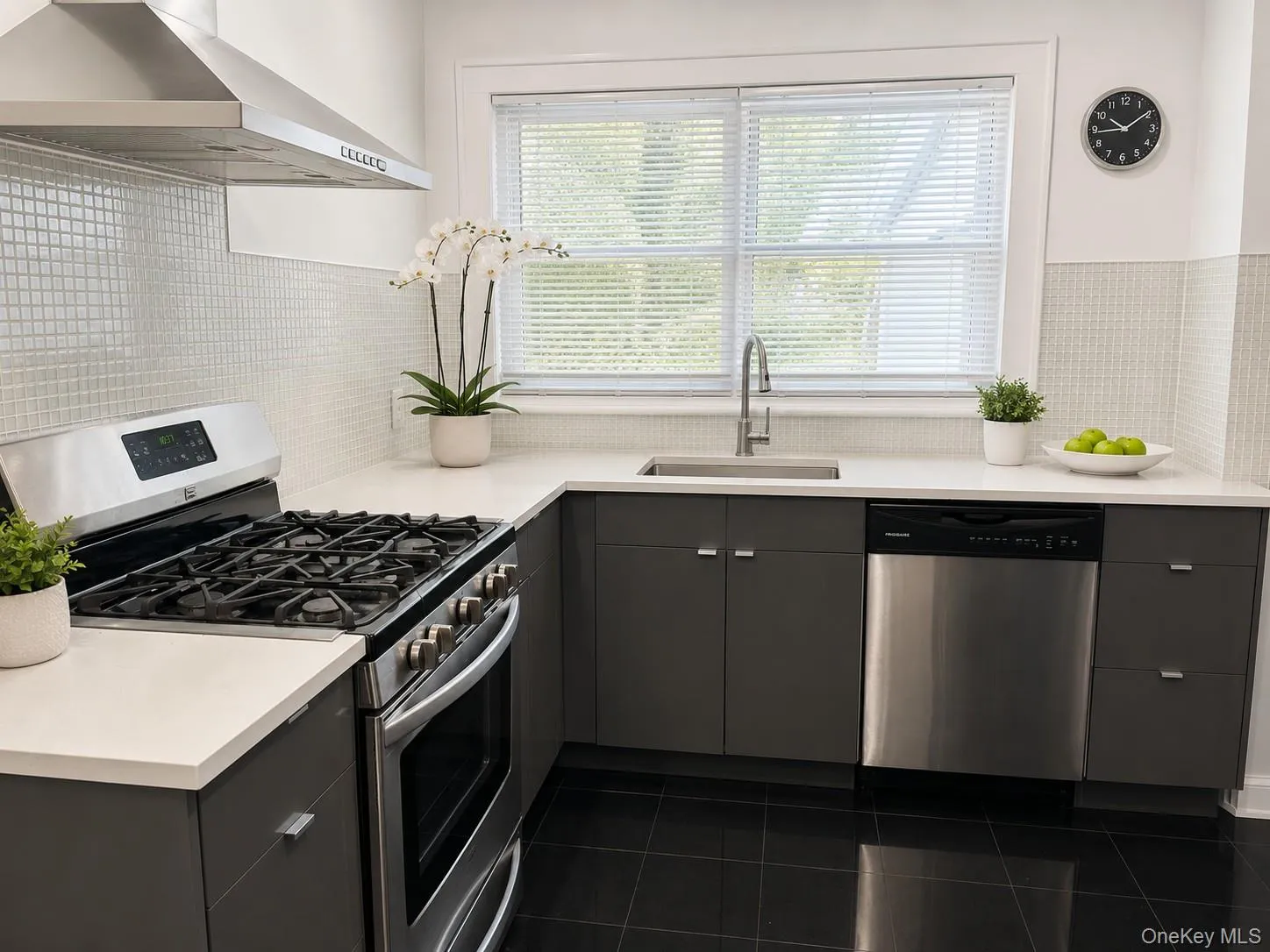 2841 Tilrose Avenue, Hempstead, NY, 3 Bedrooms Bedrooms, 10 Rooms Rooms,2 BathroomsBathrooms,Residential Lease,For Rent,Tilrose,0,1043152 2841 Tilrose Avenue, Hempstead, NY, 3 Bedrooms Bedrooms, 10 Rooms Rooms,2 BathroomsBathrooms,Residential Lease,For Rent,Tilrose,0,1043152