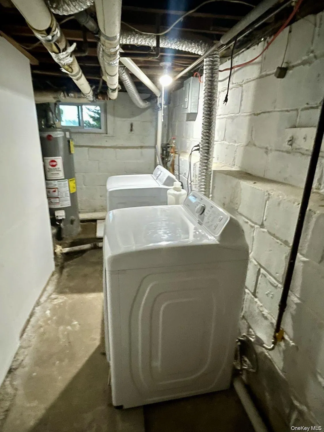98 Bushey Avenue, Yonkers, NY, 3 Bedrooms Bedrooms, 6 Rooms Rooms,1 BathroomBathrooms,Residential Lease,For Rent,Bushey,0,1043154 98 Bushey Avenue, Yonkers, NY, 3 Bedrooms Bedrooms, 6 Rooms Rooms,1 BathroomBathrooms,Residential Lease,For Rent,Bushey,0,1043154