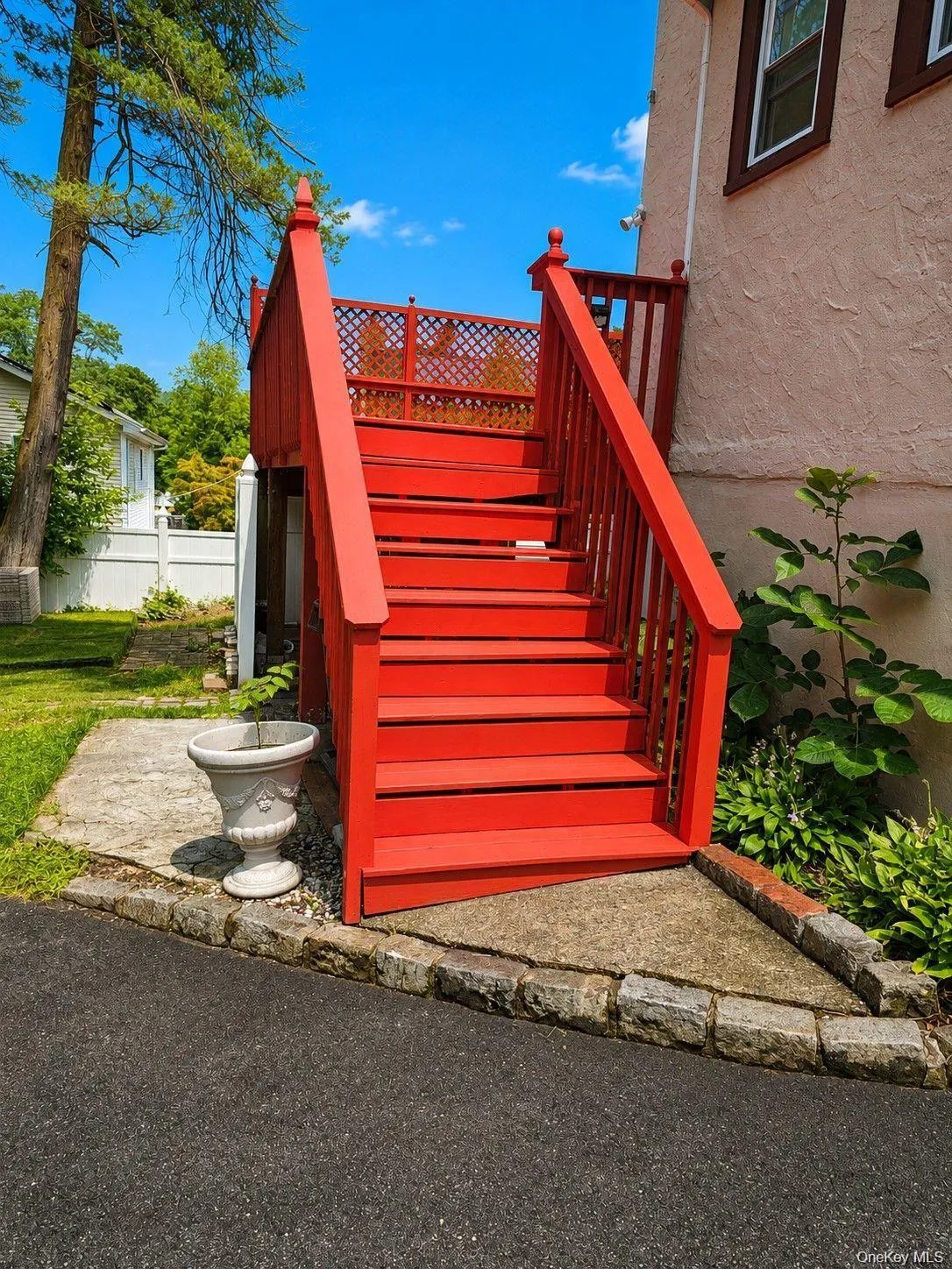 98 Bushey Avenue, Yonkers, NY, 3 Bedrooms Bedrooms, 6 Rooms Rooms,1 BathroomBathrooms,Residential Lease,For Rent,Bushey,0,1043154 98 Bushey Avenue, Yonkers, NY, 3 Bedrooms Bedrooms, 6 Rooms Rooms,1 BathroomBathrooms,Residential Lease,For Rent,Bushey,0,1043154