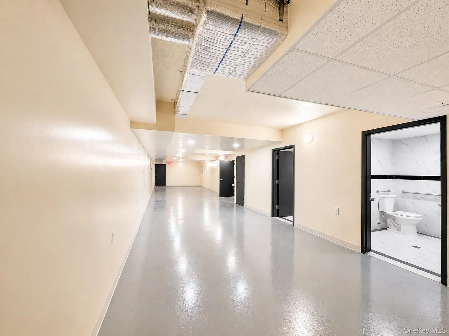 153-33 89 AVE, New York, NY, ,Commercial Lease,For Rent,89 AVE,0,1043158 153-33 89 AVE, New York, NY, ,Commercial Lease,For Rent,89 AVE,0,1043158