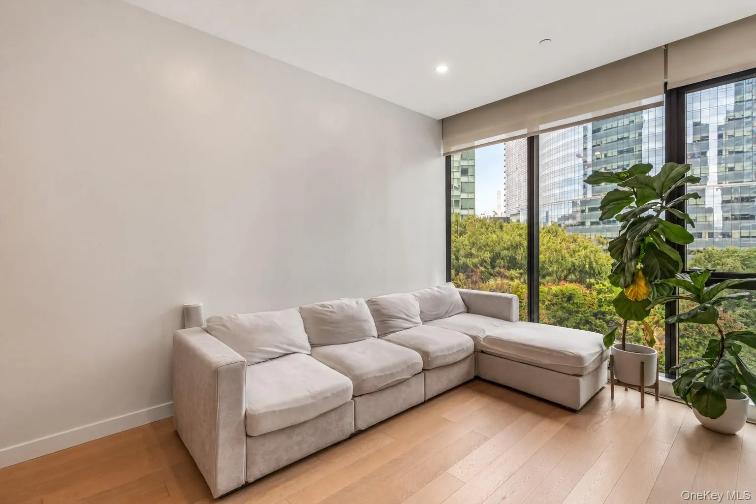 4507 Court Square, New York, NY, 1 Bedroom Bedrooms, 3 Rooms Rooms,1 BathroomBathrooms,Residential,For Rent,Court,0,1043159 4507 Court Square, New York, NY, 1 Bedroom Bedrooms, 3 Rooms Rooms,1 BathroomBathrooms,Residential,For Rent,Court,0,1043159