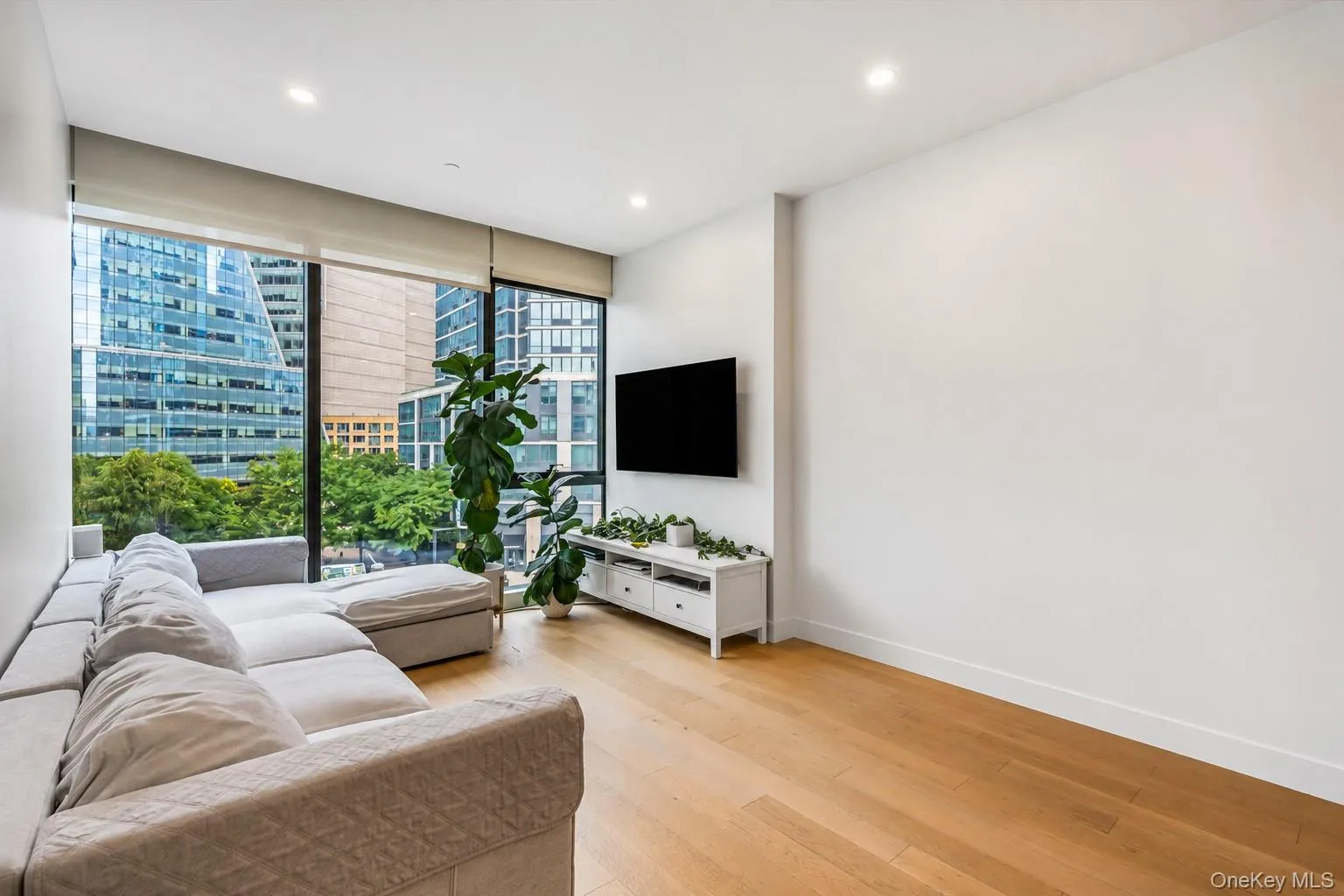 4507 Court Square, New York, NY, 1 Bedroom Bedrooms, 3 Rooms Rooms,1 BathroomBathrooms,Residential,For Rent,Court,0,1043159 4507 Court Square, New York, NY, 1 Bedroom Bedrooms, 3 Rooms Rooms,1 BathroomBathrooms,Residential,For Rent,Court,0,1043159
