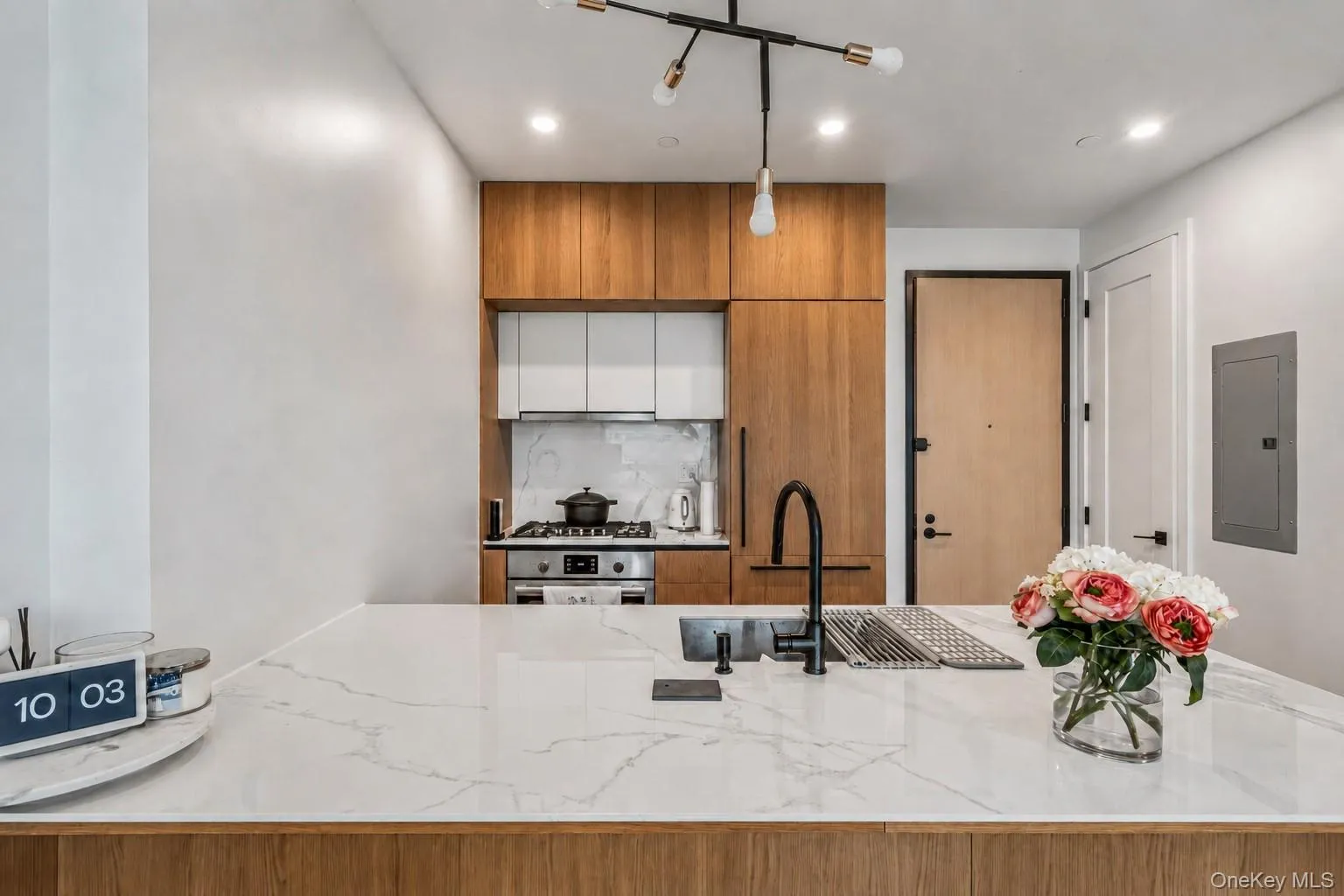4507 Court Square, New York, NY, 1 Bedroom Bedrooms, 3 Rooms Rooms,1 BathroomBathrooms,Residential,For Rent,Court,0,1043159 4507 Court Square, New York, NY, 1 Bedroom Bedrooms, 3 Rooms Rooms,1 BathroomBathrooms,Residential,For Rent,Court,0,1043159