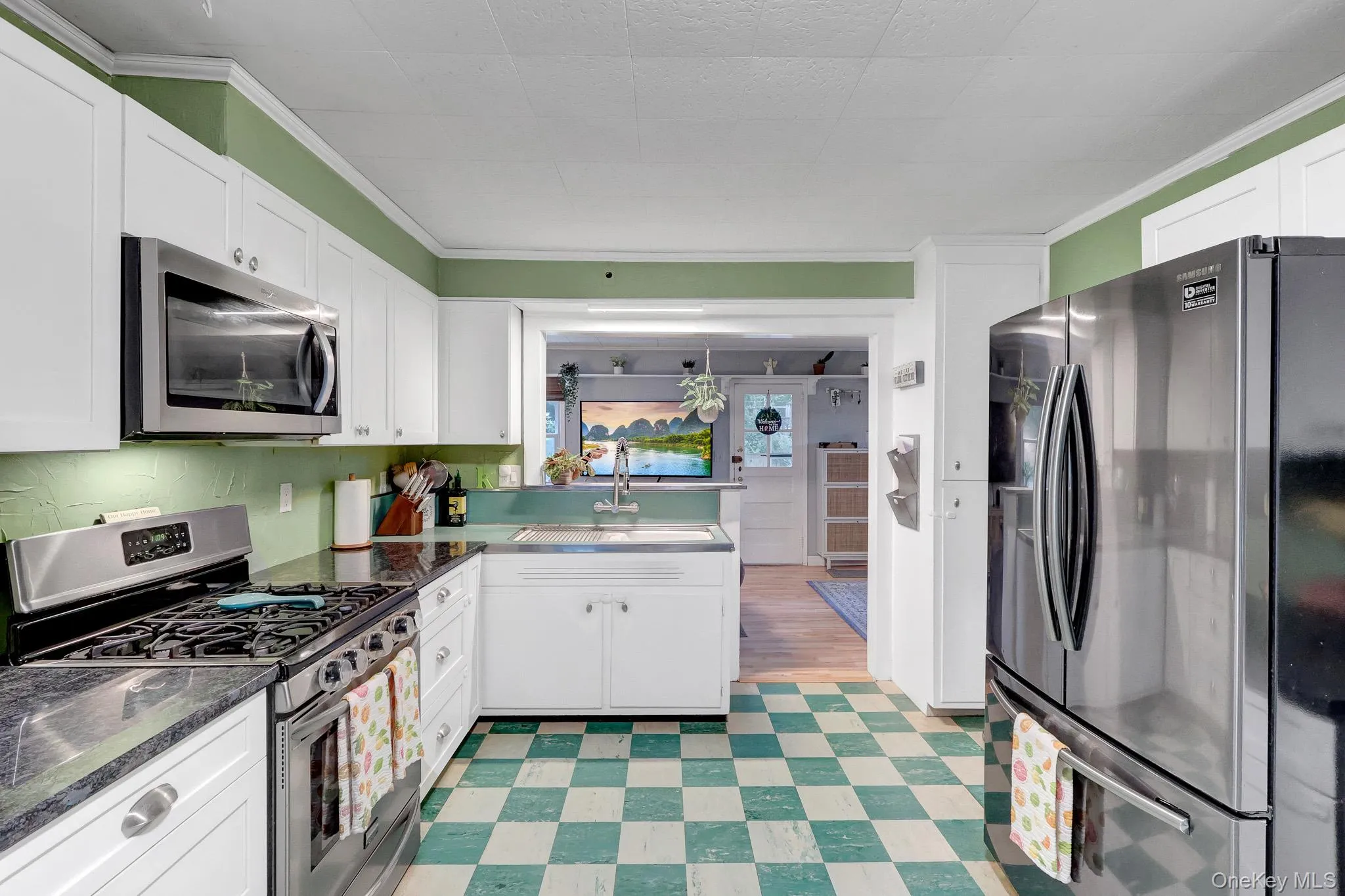 33 Aloma Road, Brookhaven, NY, 2 Bedrooms Bedrooms, 4 Rooms Rooms,1 BathroomBathrooms,Residential,For Rent,Aloma,0,1043161 33 Aloma Road, Brookhaven, NY, 2 Bedrooms Bedrooms, 4 Rooms Rooms,1 BathroomBathrooms,Residential,For Rent,Aloma,0,1043161