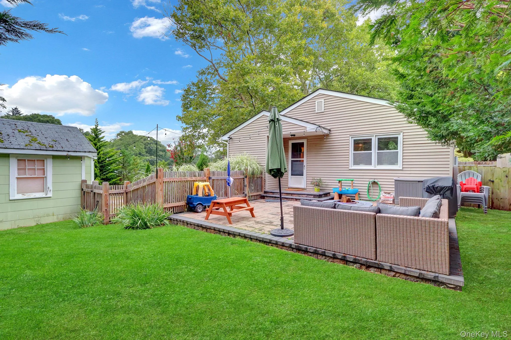 33 Aloma Road, Brookhaven, NY, 2 Bedrooms Bedrooms, 4 Rooms Rooms,1 BathroomBathrooms,Residential,For Rent,Aloma,0,1043161 33 Aloma Road, Brookhaven, NY, 2 Bedrooms Bedrooms, 4 Rooms Rooms,1 BathroomBathrooms,Residential,For Rent,Aloma,0,1043161