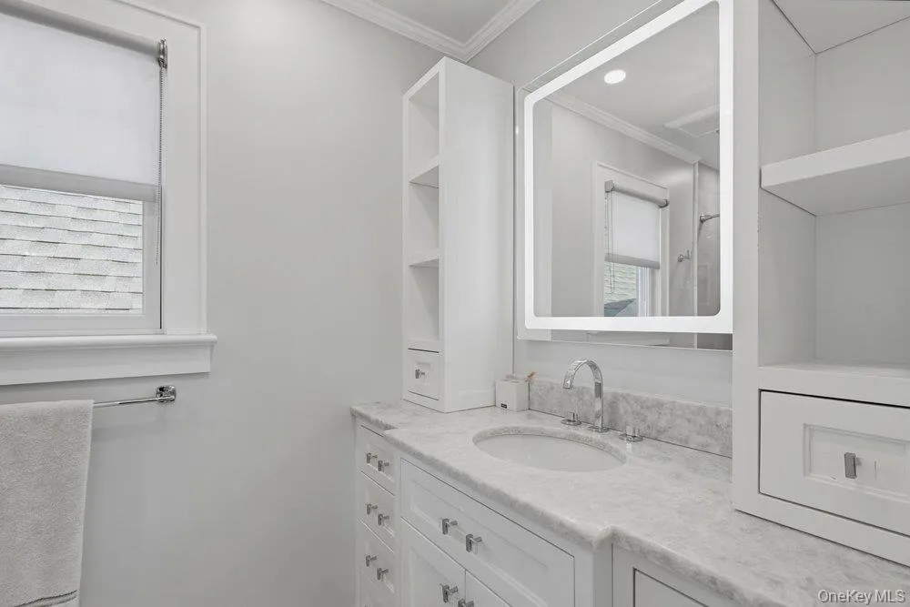 6 Shell Drive, Oyster Bay, NY, 4 Bedrooms Bedrooms, 8 Rooms Rooms,4 BathroomsBathrooms,Residential,For Rent,Shell,0,1043162 6 Shell Drive, Oyster Bay, NY, 4 Bedrooms Bedrooms, 8 Rooms Rooms,4 BathroomsBathrooms,Residential,For Rent,Shell,0,1043162