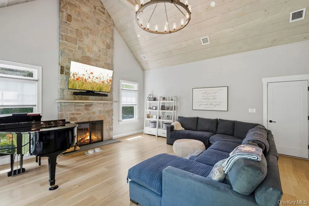 6 Shell Drive, Oyster Bay, NY, 4 Bedrooms Bedrooms, 8 Rooms Rooms,4 BathroomsBathrooms,Residential,For Rent,Shell,0,1043162 6 Shell Drive, Oyster Bay, NY, 4 Bedrooms Bedrooms, 8 Rooms Rooms,4 BathroomsBathrooms,Residential,For Rent,Shell,0,1043162