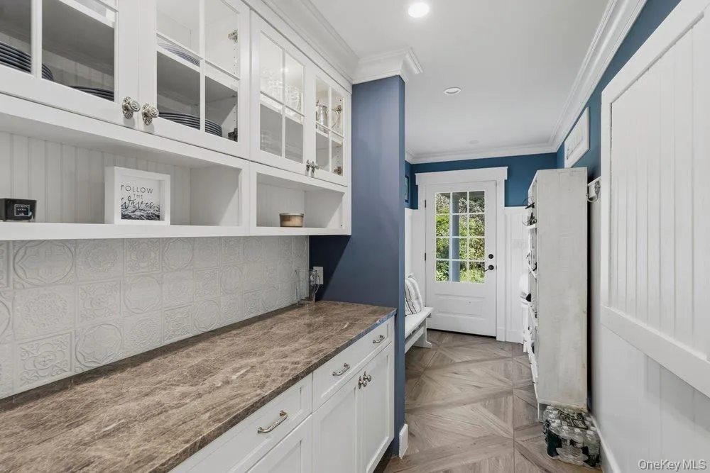 6 Shell Drive, Oyster Bay, NY, 4 Bedrooms Bedrooms, 8 Rooms Rooms,4 BathroomsBathrooms,Residential,For Rent,Shell,0,1043162 6 Shell Drive, Oyster Bay, NY, 4 Bedrooms Bedrooms, 8 Rooms Rooms,4 BathroomsBathrooms,Residential,For Rent,Shell,0,1043162