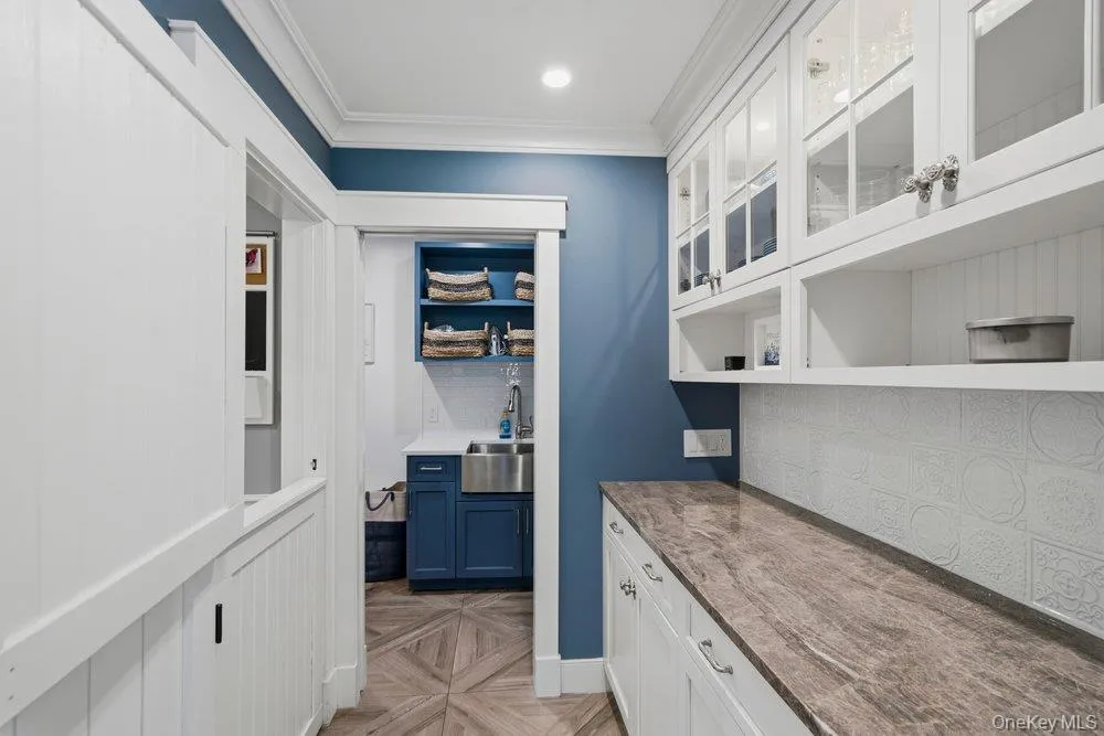 6 Shell Drive, Oyster Bay, NY, 4 Bedrooms Bedrooms, 8 Rooms Rooms,4 BathroomsBathrooms,Residential,For Rent,Shell,0,1043162 6 Shell Drive, Oyster Bay, NY, 4 Bedrooms Bedrooms, 8 Rooms Rooms,4 BathroomsBathrooms,Residential,For Rent,Shell,0,1043162