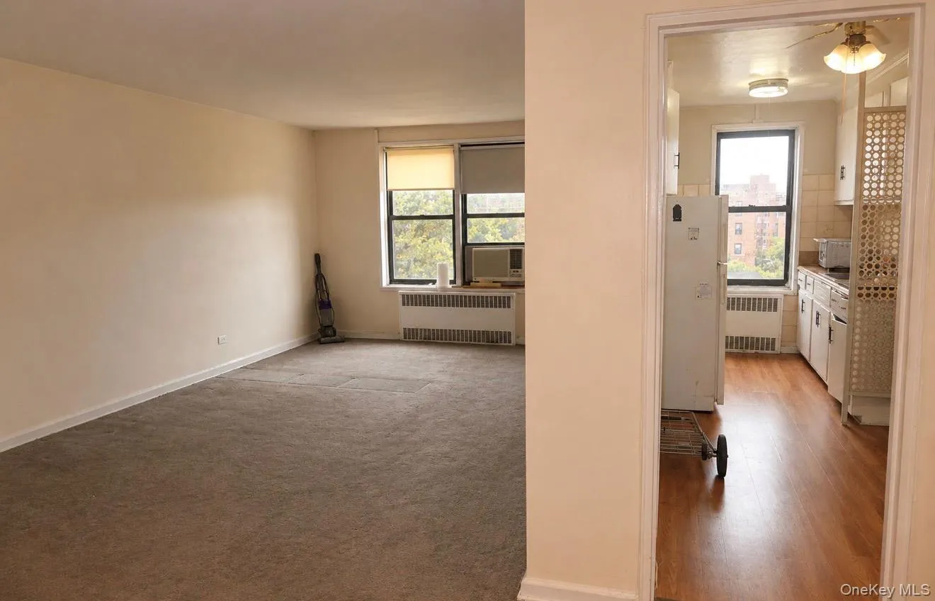 90-11 35th Ave, New York, NY, 1 Bedroom Bedrooms, 4 Rooms Rooms,1 BathroomBathrooms,Residential,For Rent,35th Ave,0,1043163 90-11 35th Ave, New York, NY, 1 Bedroom Bedrooms, 4 Rooms Rooms,1 BathroomBathrooms,Residential,For Rent,35th Ave,0,1043163
