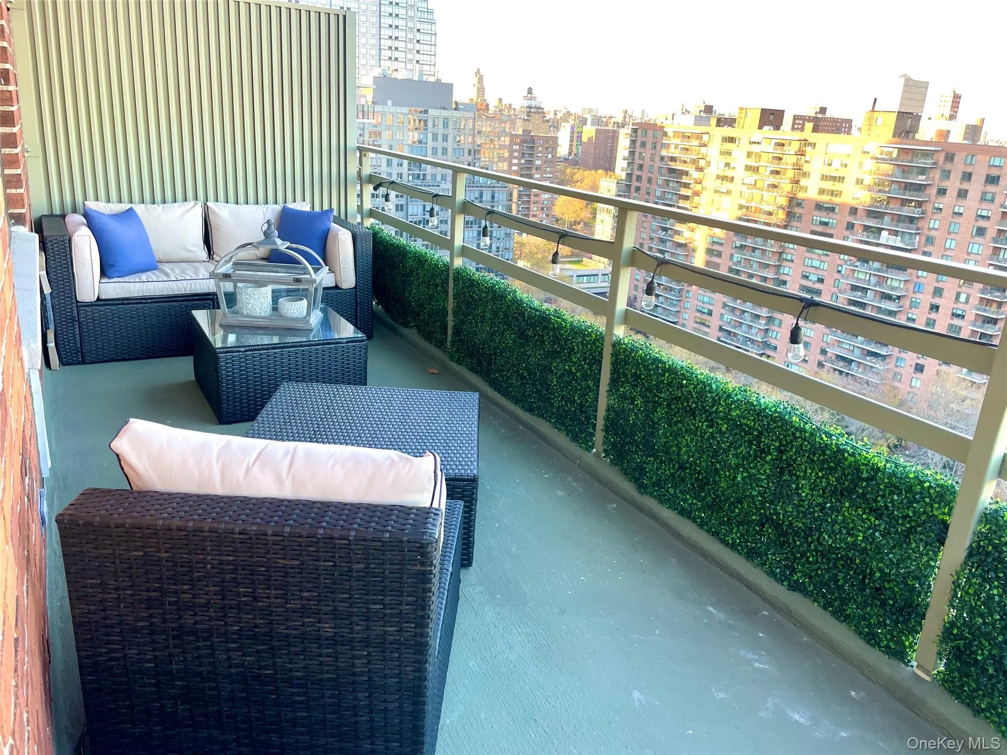 372 Central Park West, New York, NY, 1 Bedroom Bedrooms, 3 Rooms Rooms,1 BathroomBathrooms,Residential,For Rent,Central Park West,0,1043165 372 Central Park West, New York, NY, 1 Bedroom Bedrooms, 3 Rooms Rooms,1 BathroomBathrooms,Residential,For Rent,Central Park West,0,1043165