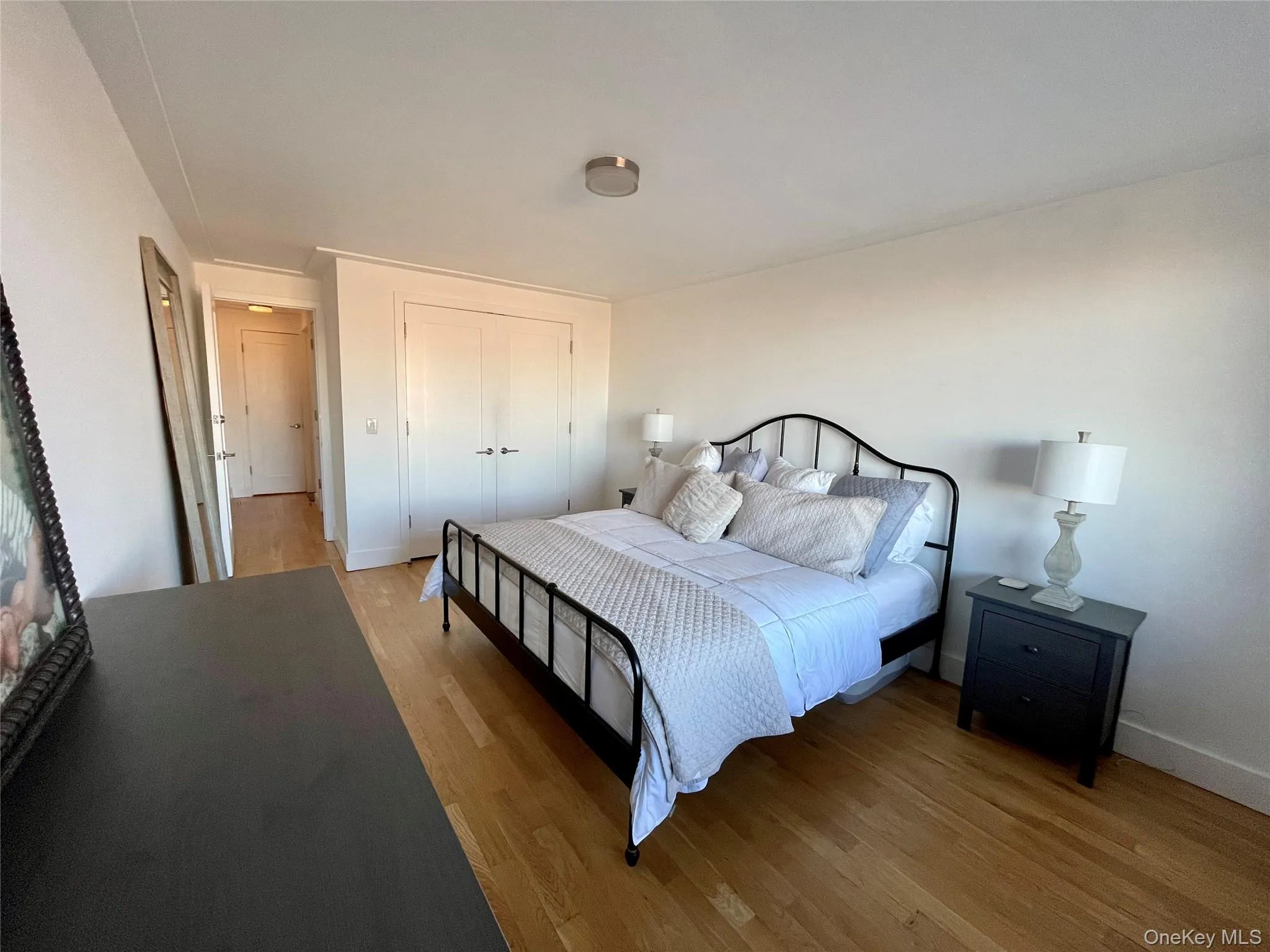 372 Central Park West, New York, NY, 1 Bedroom Bedrooms, 3 Rooms Rooms,1 BathroomBathrooms,Residential,For Rent,Central Park West,0,1043165 372 Central Park West, New York, NY, 1 Bedroom Bedrooms, 3 Rooms Rooms,1 BathroomBathrooms,Residential,For Rent,Central Park West,0,1043165
