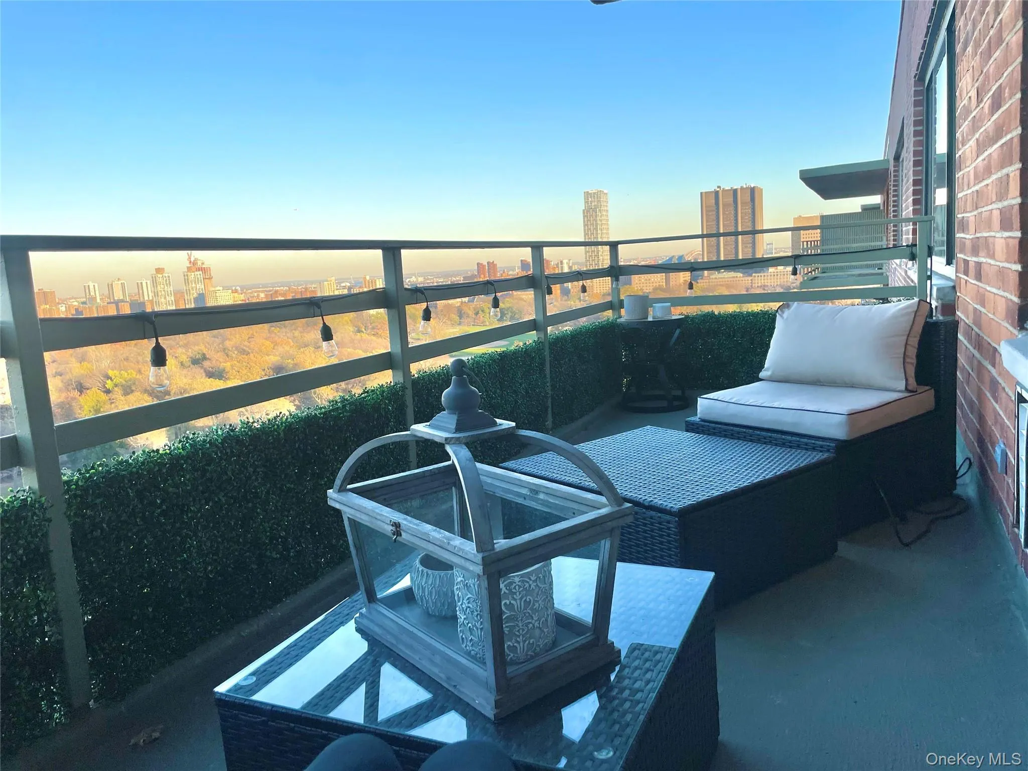 372 Central Park West, New York, NY, 1 Bedroom Bedrooms, 3 Rooms Rooms,1 BathroomBathrooms,Residential,For Rent,Central Park West,0,1043165 372 Central Park West, New York, NY, 1 Bedroom Bedrooms, 3 Rooms Rooms,1 BathroomBathrooms,Residential,For Rent,Central Park West,0,1043165