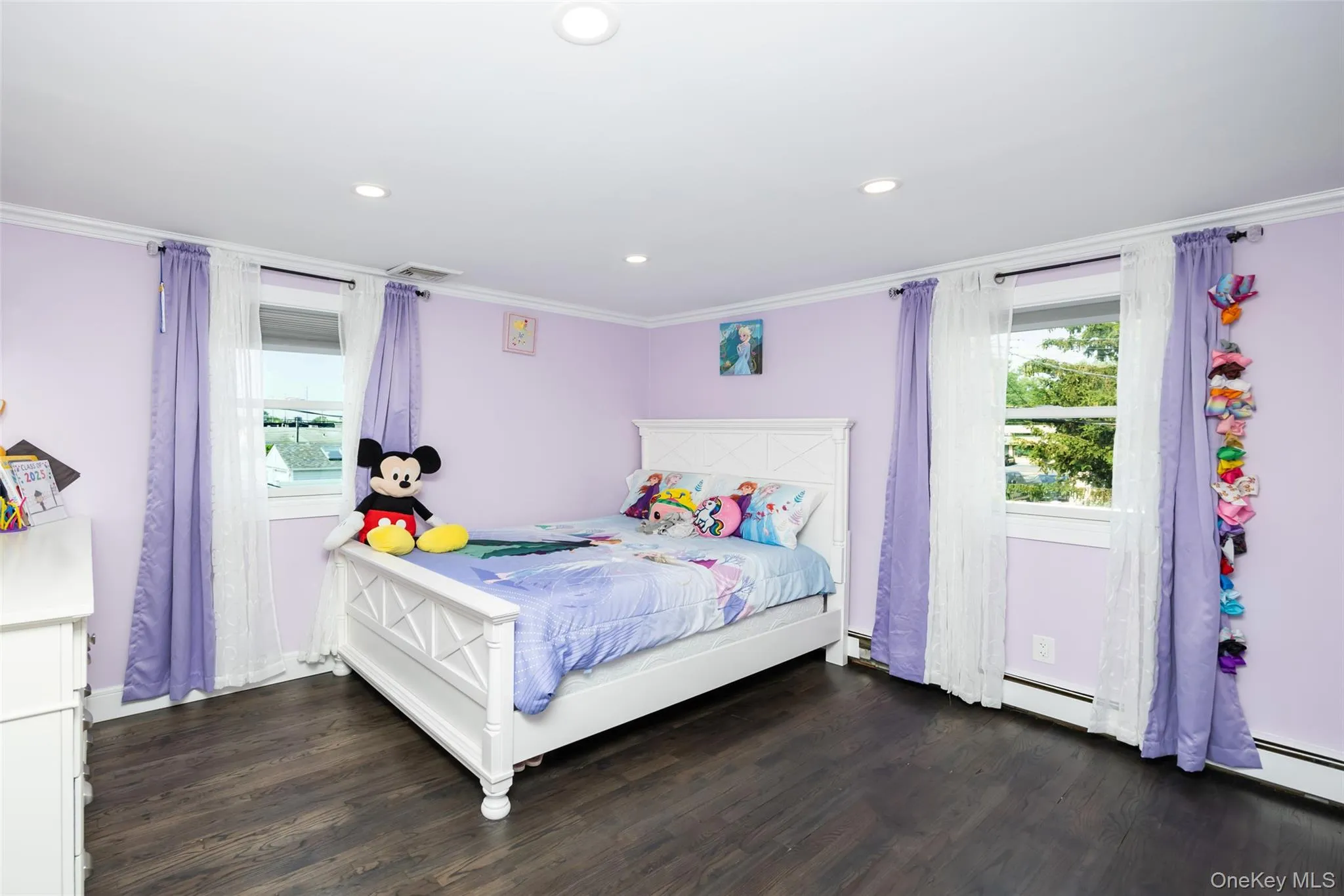 4185 Harriet Road, Oyster Bay, NY, 5 Bedrooms Bedrooms, 9 Rooms Rooms,2 BathroomsBathrooms,Residential,For Rent,Harriet,0,1043167 4185 Harriet Road, Oyster Bay, NY, 5 Bedrooms Bedrooms, 9 Rooms Rooms,2 BathroomsBathrooms,Residential,For Rent,Harriet,0,1043167