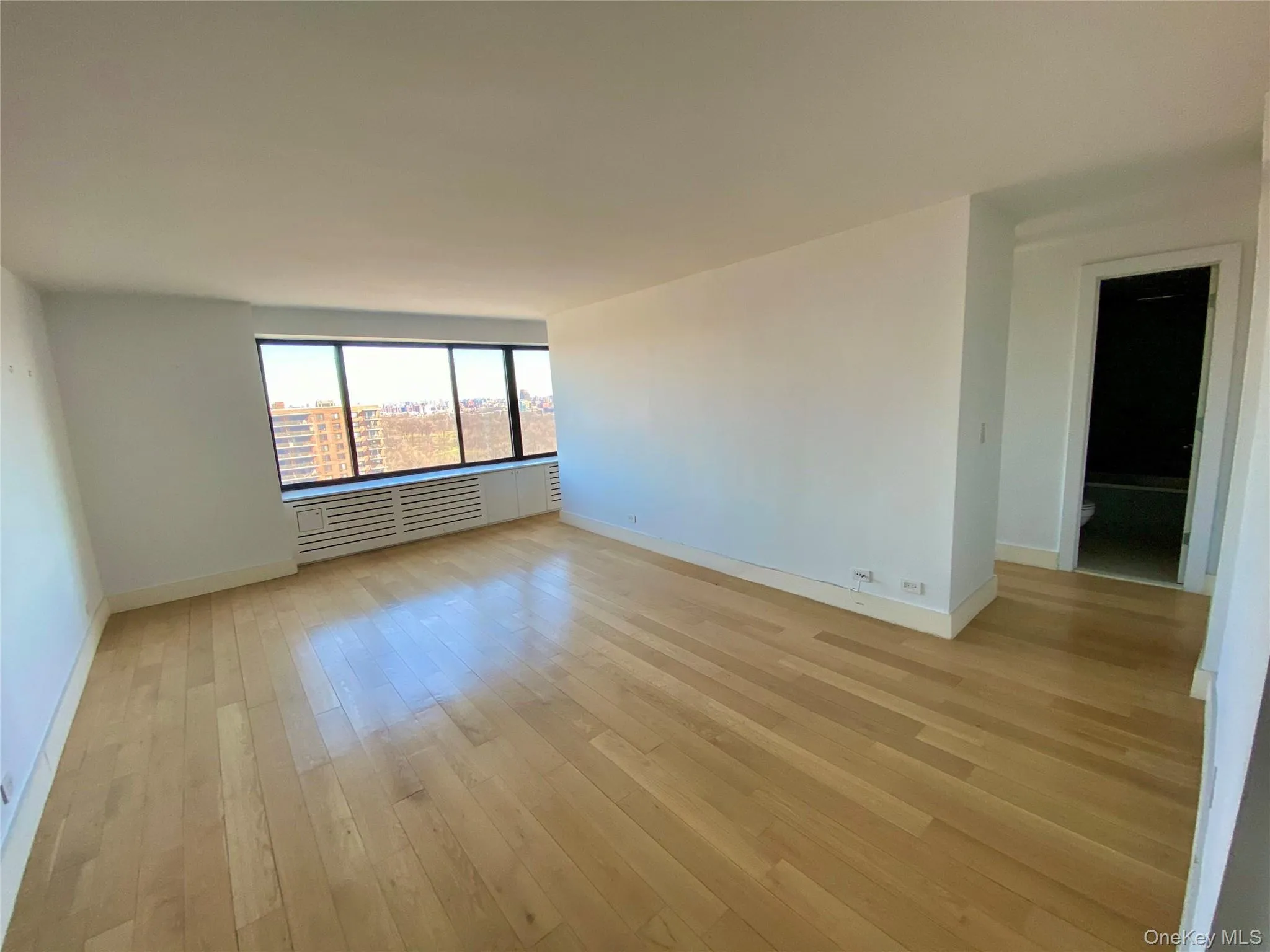 372 Central Park West, New York, NY, 1 Bedroom Bedrooms, 3 Rooms Rooms,1 BathroomBathrooms,Residential,For Rent,Central Park West,0,1043168 372 Central Park West, New York, NY, 1 Bedroom Bedrooms, 3 Rooms Rooms,1 BathroomBathrooms,Residential,For Rent,Central Park West,0,1043168
