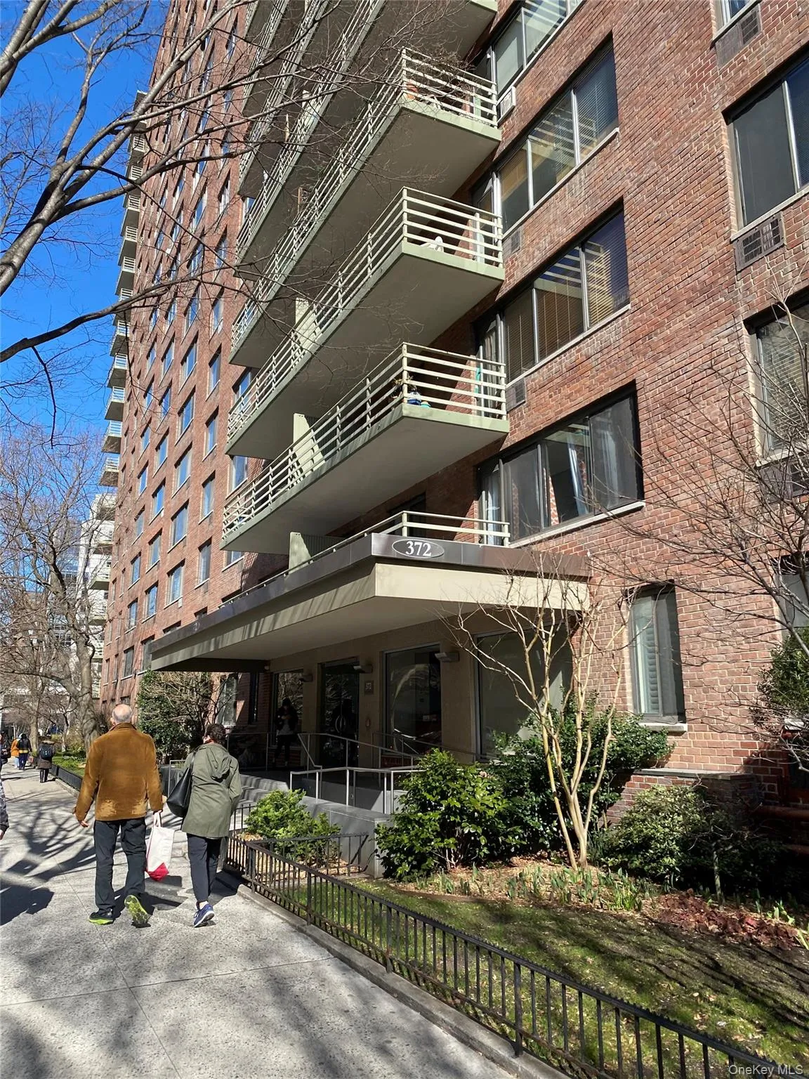 372 Central Park West, New York, NY, 1 Bedroom Bedrooms, 3 Rooms Rooms,1 BathroomBathrooms,Residential,For Rent,Central Park West,0,1043168 372 Central Park West, New York, NY, 1 Bedroom Bedrooms, 3 Rooms Rooms,1 BathroomBathrooms,Residential,For Rent,Central Park West,0,1043168