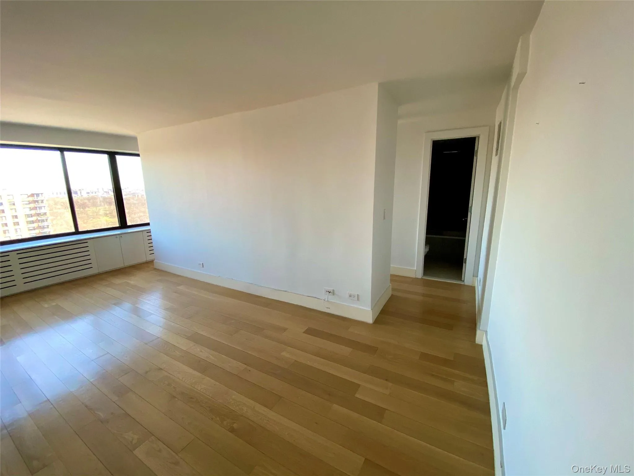 372 Central Park West, New York, NY, 1 Bedroom Bedrooms, 3 Rooms Rooms,1 BathroomBathrooms,Residential,For Rent,Central Park West,0,1043168 372 Central Park West, New York, NY, 1 Bedroom Bedrooms, 3 Rooms Rooms,1 BathroomBathrooms,Residential,For Rent,Central Park West,0,1043168