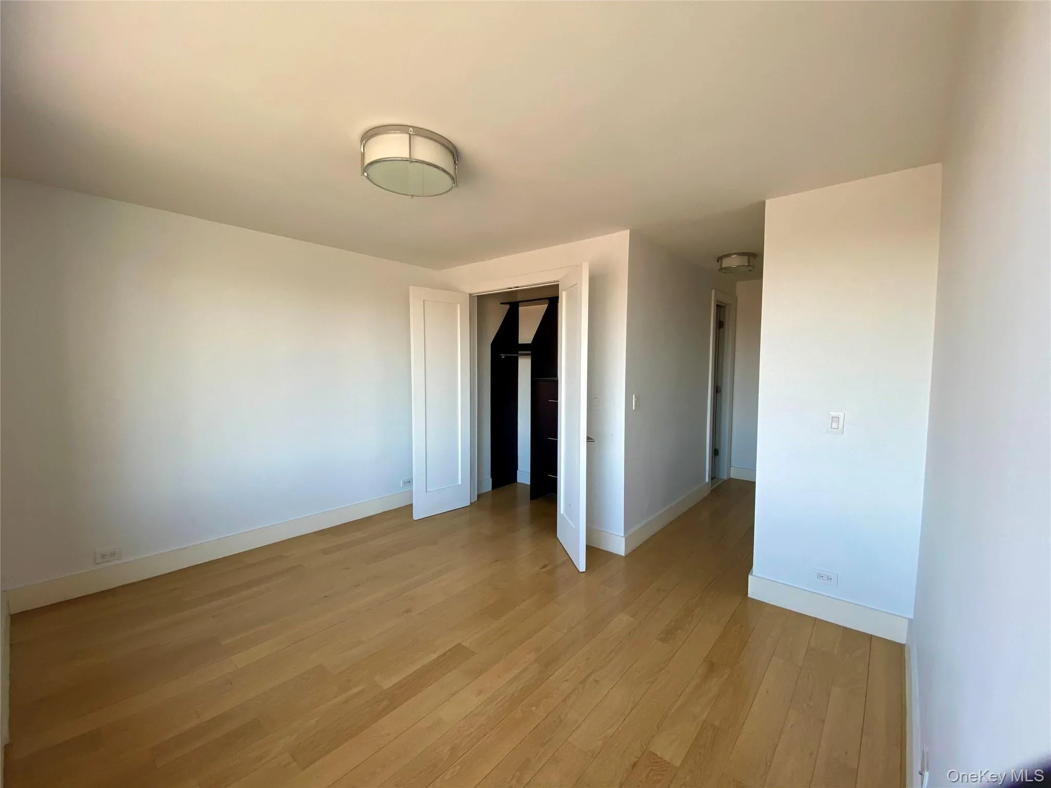 372 Central Park West, New York, NY, 1 Bedroom Bedrooms, 3 Rooms Rooms,1 BathroomBathrooms,Residential,For Rent,Central Park West,0,1043168 372 Central Park West, New York, NY, 1 Bedroom Bedrooms, 3 Rooms Rooms,1 BathroomBathrooms,Residential,For Rent,Central Park West,0,1043168