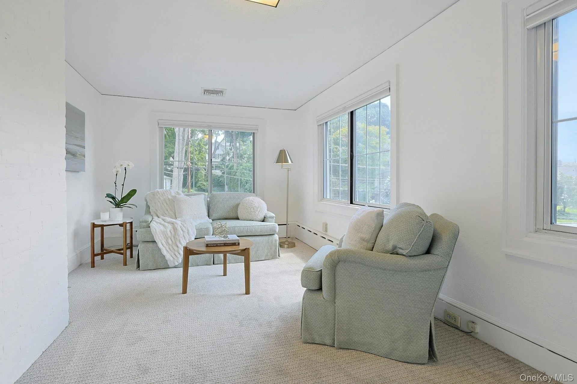 This bright and spacious sitting room offers a wonderful private retreat and is equally well suited for a home office. This bright and spacious sitting room offers a wonderful private retreat and is equally well suited for a home office.