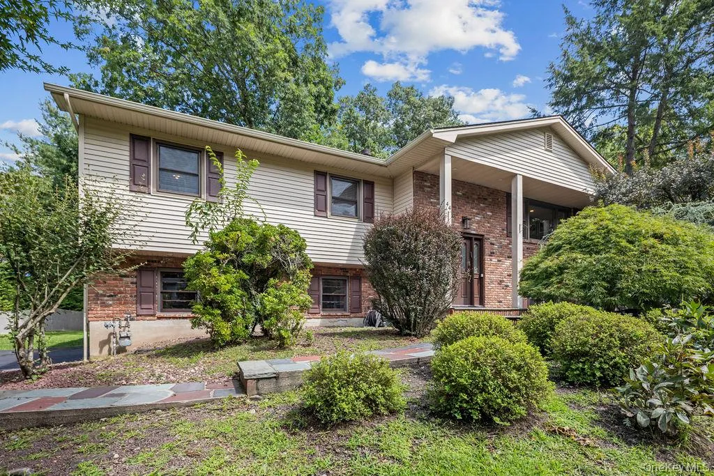 44 Palisades Court, Haverstraw, NY, 4 Bedrooms Bedrooms, 10 Rooms Rooms,2 BathroomsBathrooms,Residential Lease,For Rent,Palisades,0,1043172 44 Palisades Court, Haverstraw, NY, 4 Bedrooms Bedrooms, 10 Rooms Rooms,2 BathroomsBathrooms,Residential Lease,For Rent,Palisades,0,1043172