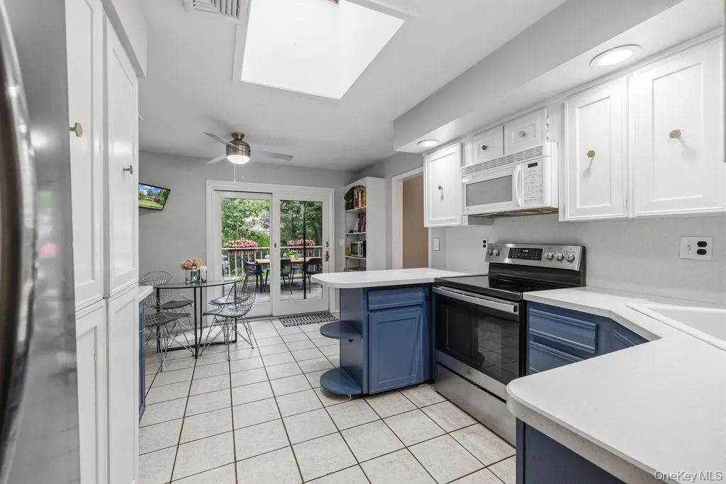 44 Palisades Court, Haverstraw, NY, 4 Bedrooms Bedrooms, 10 Rooms Rooms,2 BathroomsBathrooms,Residential Lease,For Rent,Palisades,0,1043172 44 Palisades Court, Haverstraw, NY, 4 Bedrooms Bedrooms, 10 Rooms Rooms,2 BathroomsBathrooms,Residential Lease,For Rent,Palisades,0,1043172