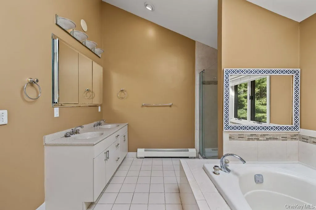 15 Parkside Court, Haverstraw, NY, 6 Bedrooms Bedrooms, 14 Rooms Rooms,3 BathroomsBathrooms,Residential,For Rent,Parkside,0,1043182 15 Parkside Court, Haverstraw, NY, 6 Bedrooms Bedrooms, 14 Rooms Rooms,3 BathroomsBathrooms,Residential,For Rent,Parkside,0,1043182