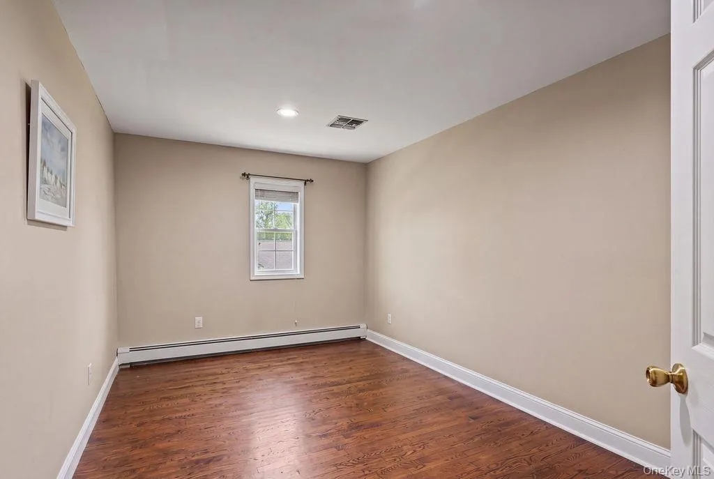 15 Parkside Court, Haverstraw, NY, 6 Bedrooms Bedrooms, 14 Rooms Rooms,3 BathroomsBathrooms,Residential,For Rent,Parkside,0,1043182 15 Parkside Court, Haverstraw, NY, 6 Bedrooms Bedrooms, 14 Rooms Rooms,3 BathroomsBathrooms,Residential,For Rent,Parkside,0,1043182
