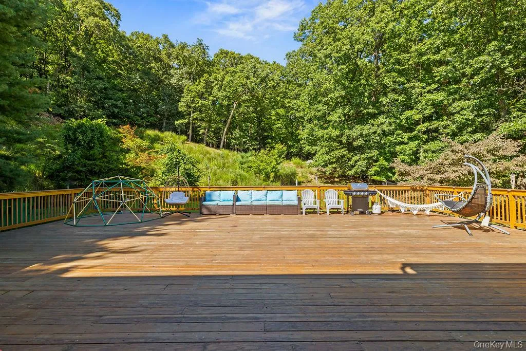15 Parkside Court, Haverstraw, NY, 6 Bedrooms Bedrooms, 14 Rooms Rooms,3 BathroomsBathrooms,Residential,For Rent,Parkside,0,1043182 15 Parkside Court, Haverstraw, NY, 6 Bedrooms Bedrooms, 14 Rooms Rooms,3 BathroomsBathrooms,Residential,For Rent,Parkside,0,1043182