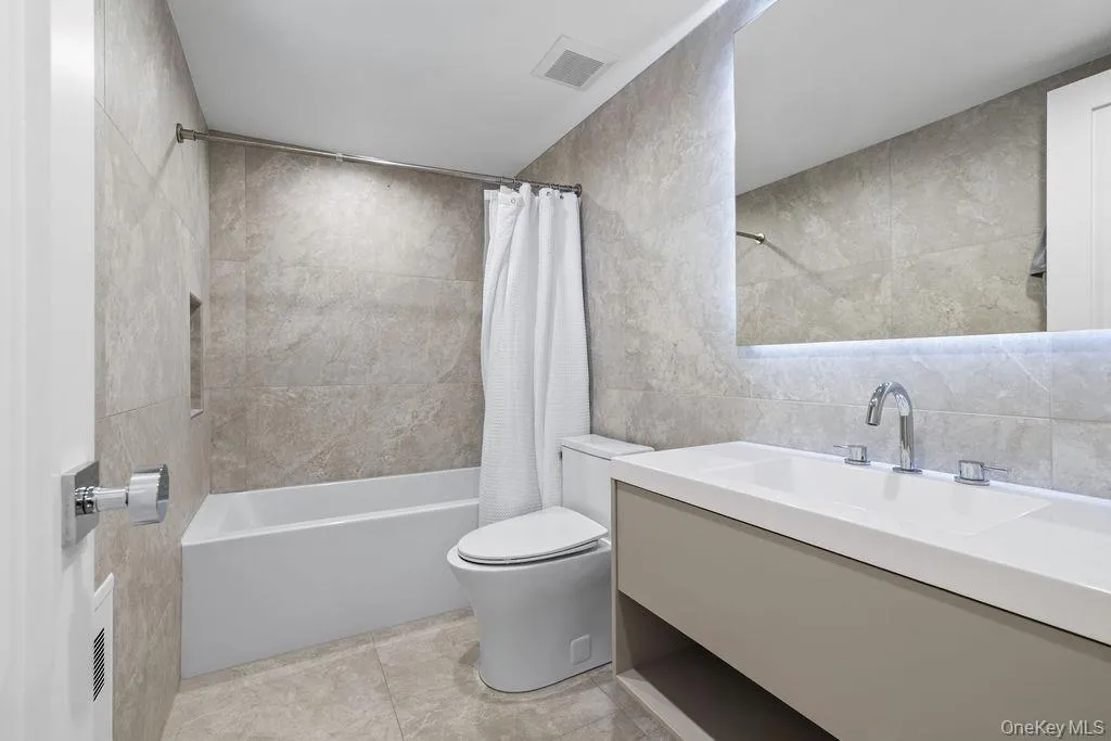 16 Marget Ann Lane, Ramapo, NY, 7 Bedrooms Bedrooms, 11 Rooms Rooms,4 BathroomsBathrooms,Residential,For Rent,Marget Ann,0,1043184 16 Marget Ann Lane, Ramapo, NY, 7 Bedrooms Bedrooms, 11 Rooms Rooms,4 BathroomsBathrooms,Residential,For Rent,Marget Ann,0,1043184