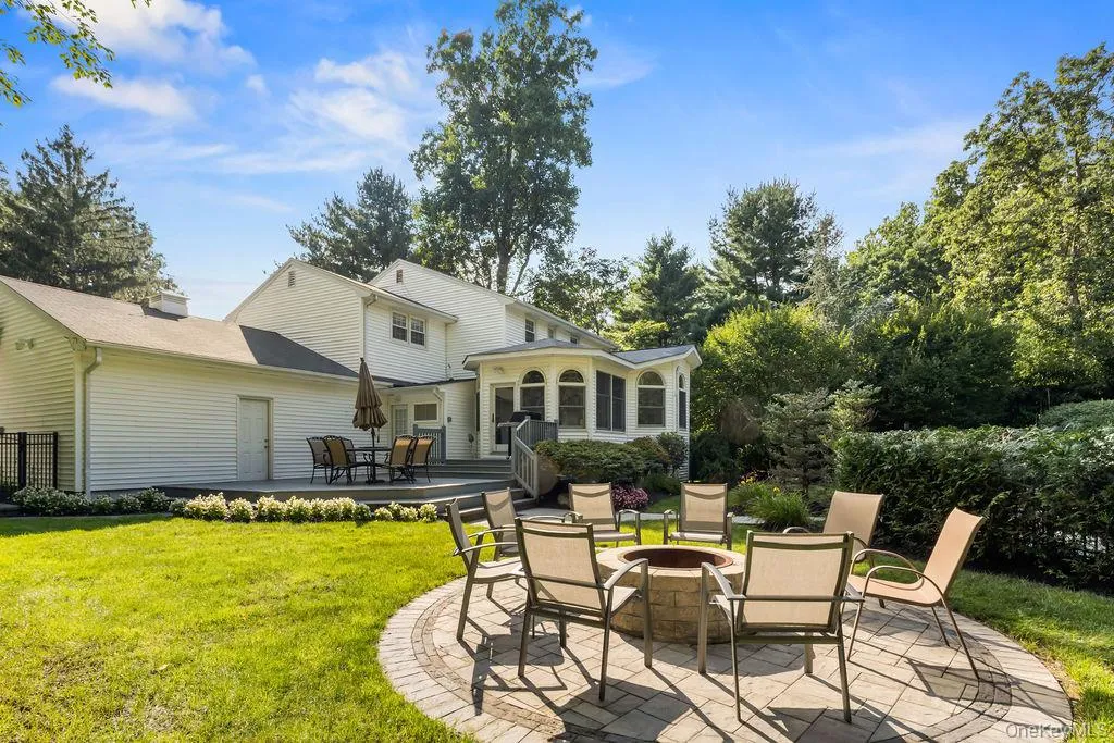 16 Marget Ann Lane, Ramapo, NY, 7 Bedrooms Bedrooms, 11 Rooms Rooms,4 BathroomsBathrooms,Residential,For Rent,Marget Ann,0,1043184 16 Marget Ann Lane, Ramapo, NY, 7 Bedrooms Bedrooms, 11 Rooms Rooms,4 BathroomsBathrooms,Residential,For Rent,Marget Ann,0,1043184