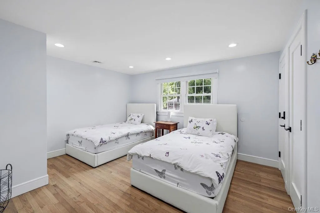 16 Marget Ann Lane, Ramapo, NY, 7 Bedrooms Bedrooms, 11 Rooms Rooms,4 BathroomsBathrooms,Residential,For Rent,Marget Ann,0,1043184 16 Marget Ann Lane, Ramapo, NY, 7 Bedrooms Bedrooms, 11 Rooms Rooms,4 BathroomsBathrooms,Residential,For Rent,Marget Ann,0,1043184