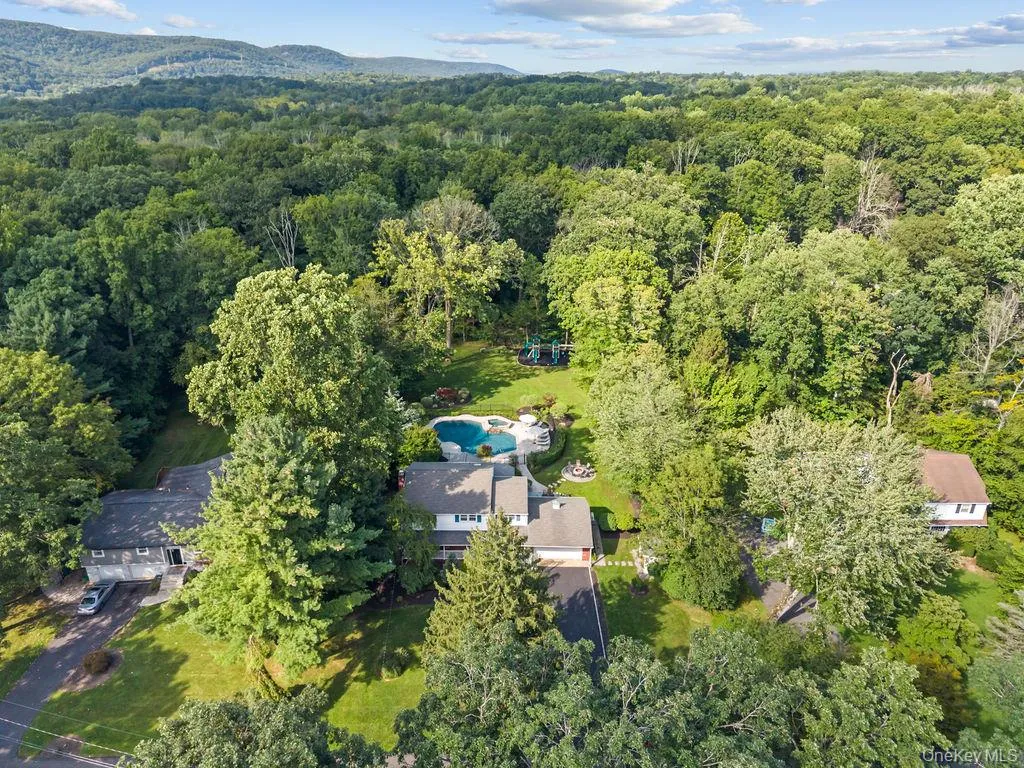 16 Marget Ann Lane, Ramapo, NY, 7 Bedrooms Bedrooms, 11 Rooms Rooms,4 BathroomsBathrooms,Residential,For Rent,Marget Ann,0,1043184 16 Marget Ann Lane, Ramapo, NY, 7 Bedrooms Bedrooms, 11 Rooms Rooms,4 BathroomsBathrooms,Residential,For Rent,Marget Ann,0,1043184
