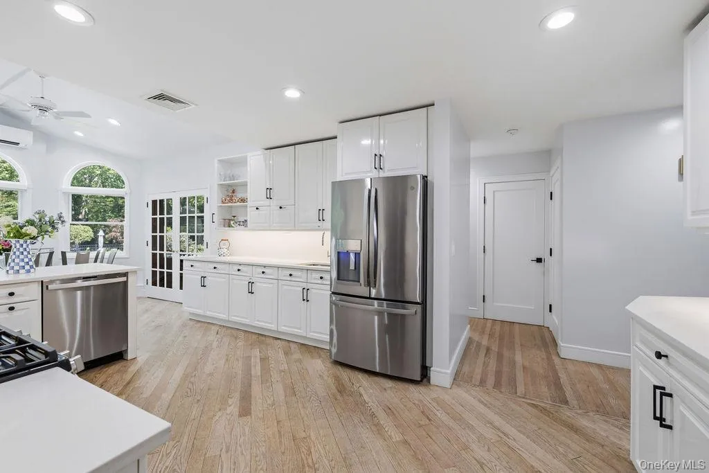 16 Marget Ann Lane, Ramapo, NY, 7 Bedrooms Bedrooms, 11 Rooms Rooms,4 BathroomsBathrooms,Residential,For Rent,Marget Ann,0,1043184 16 Marget Ann Lane, Ramapo, NY, 7 Bedrooms Bedrooms, 11 Rooms Rooms,4 BathroomsBathrooms,Residential,For Rent,Marget Ann,0,1043184